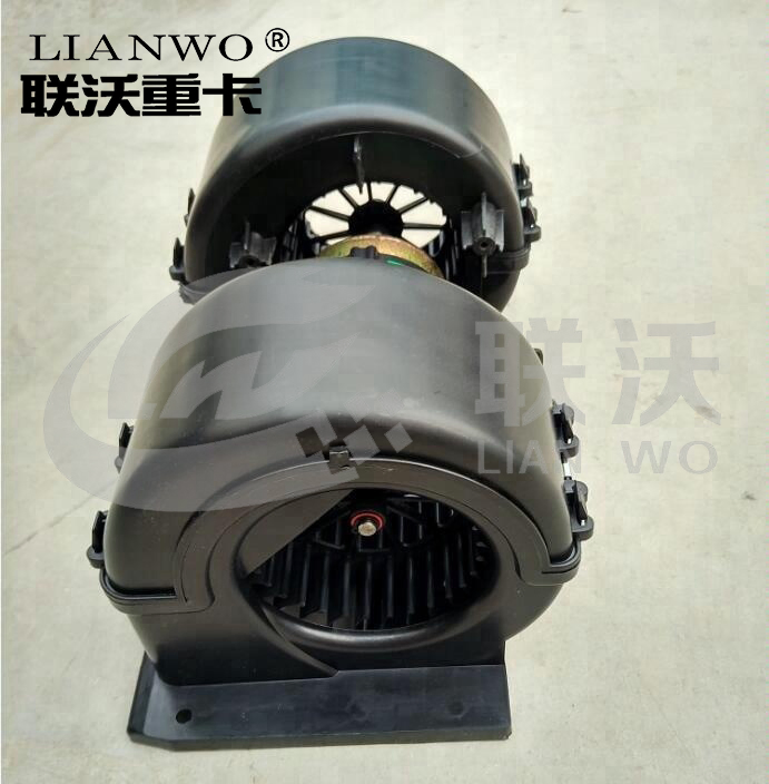 Мотор отопителя Sinotruk A7 WG1664820017