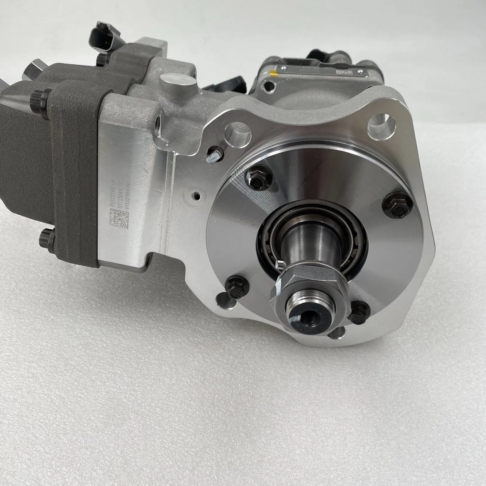 Топливный насос для двигателя ISL8.9 ISC8.3, 5594766