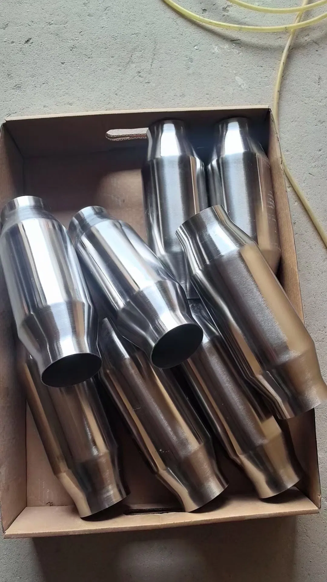 Универсальный катализатор 2.5 дюйма High Flow