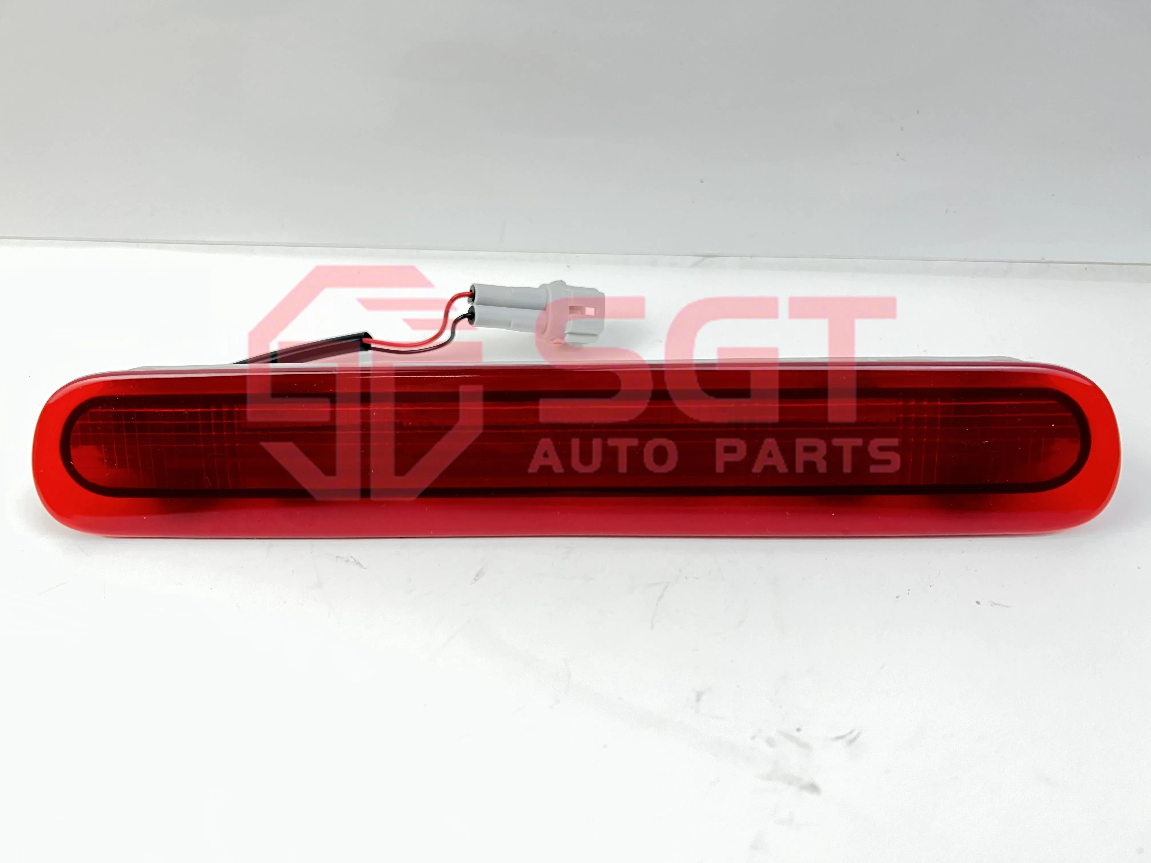 Фонарь задний светодиодный Toyota Hilux Vigo 2012 81570-0K011