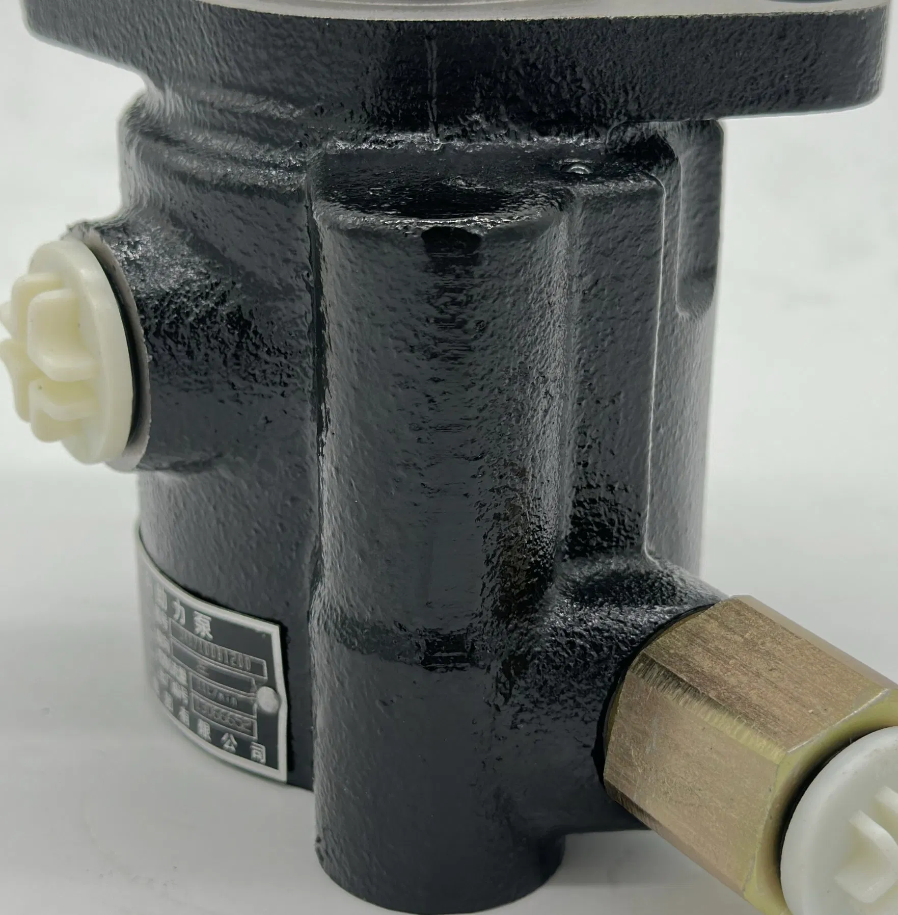 High Quality Standard Engine Transmission for Truck Accessories