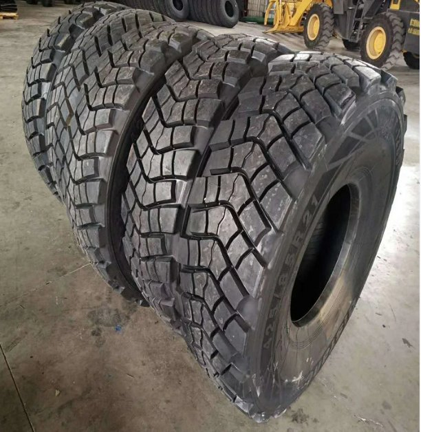 Truck Tyre 12.00r20 20pr Tyre Prices Truck Tire Tires From China Tyre 315 80r22.5 Chinese Truck Tyre with Competitive Price Tyre 12.00r20 Price Tires for Sale