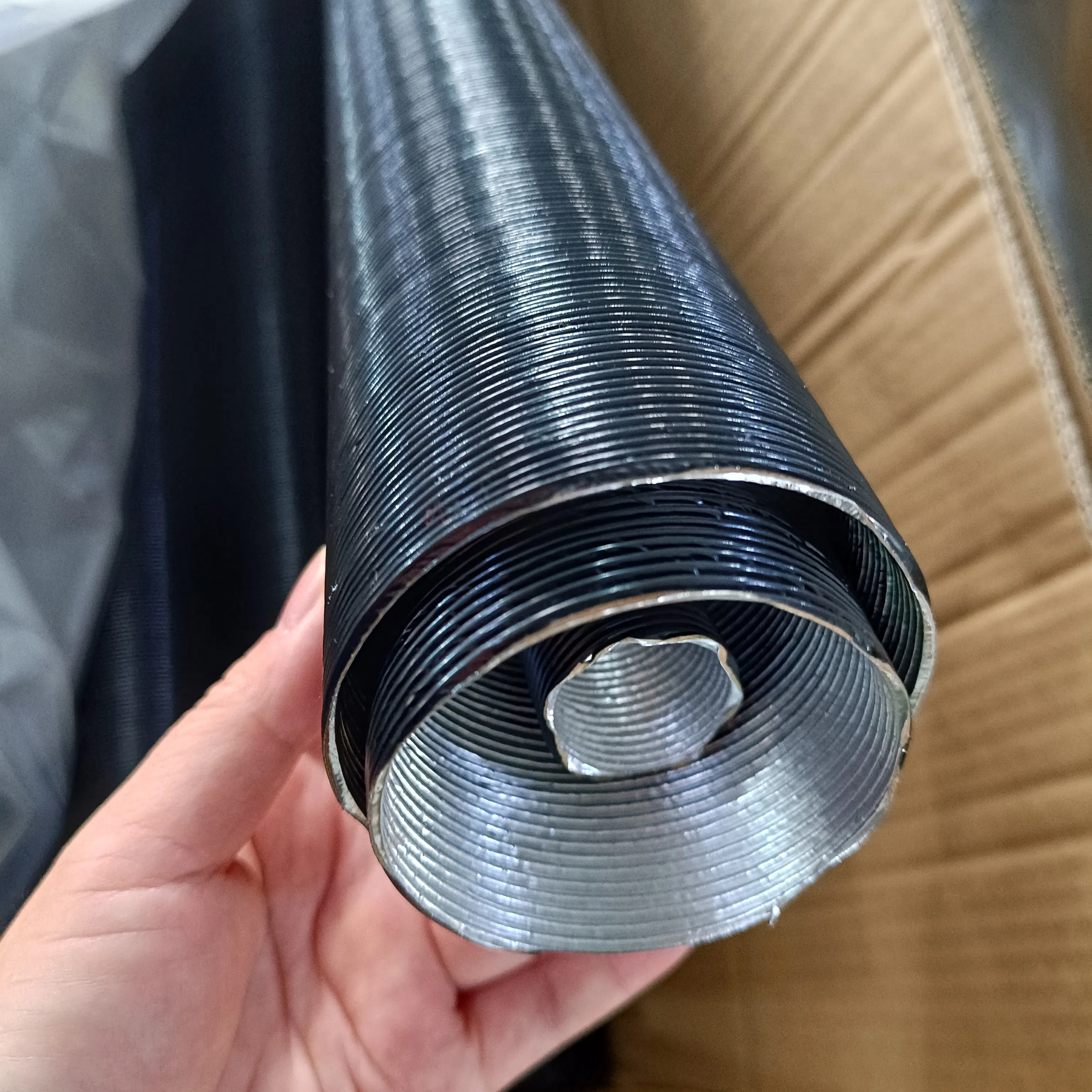 Теплозащитная трубка с алюминиевой фольгой для воздуховодов