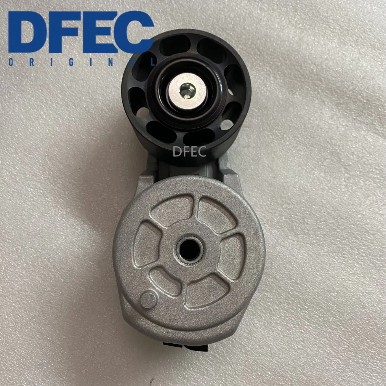 Ролик натяжителя ремня 3937553 DFEC