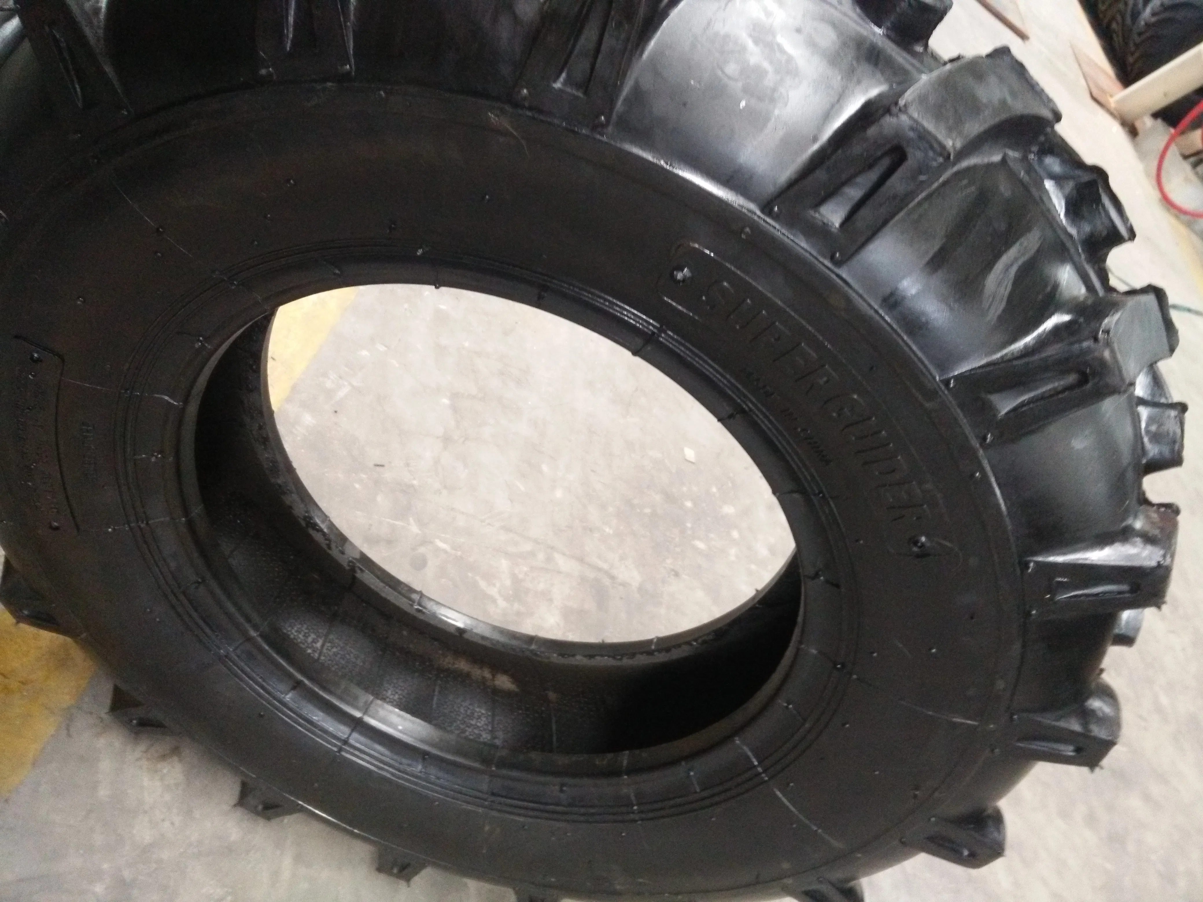 600-12 6.00-14 R1 Tt Tube Tyre for Reliable Tractor Use