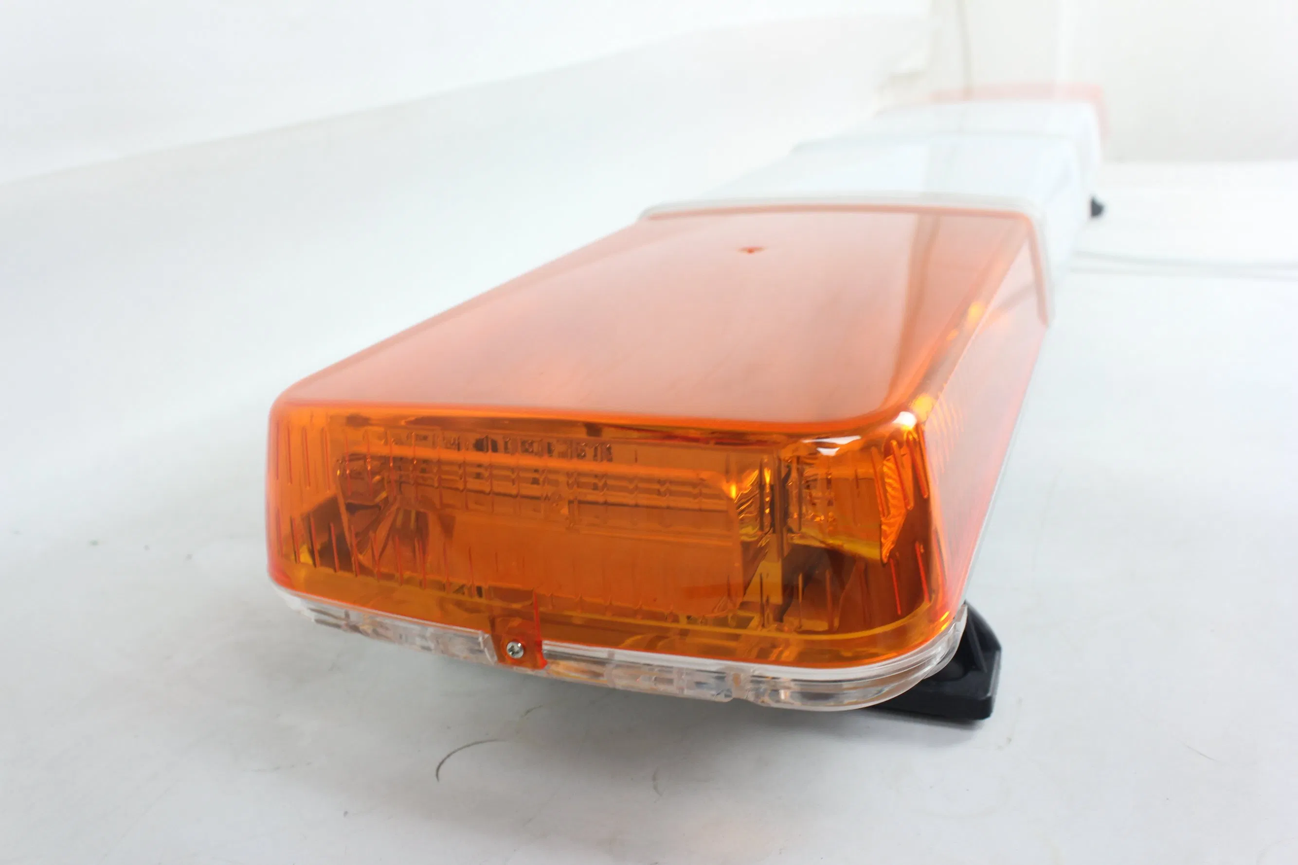 Янтарная светодиодная лампа-брус 48 дюймов 12В TBD-850LH