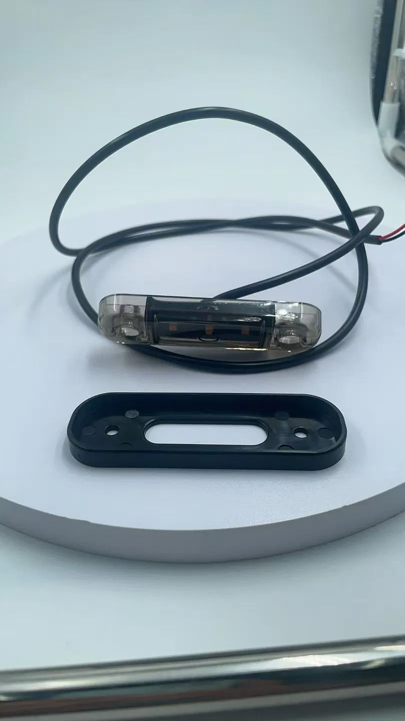 1xlight + 1X Waterproof Base Blacken Hot Selling Trailer Truck Side Marking Light Settlement Light 12-24V Side Marker Indicator Light