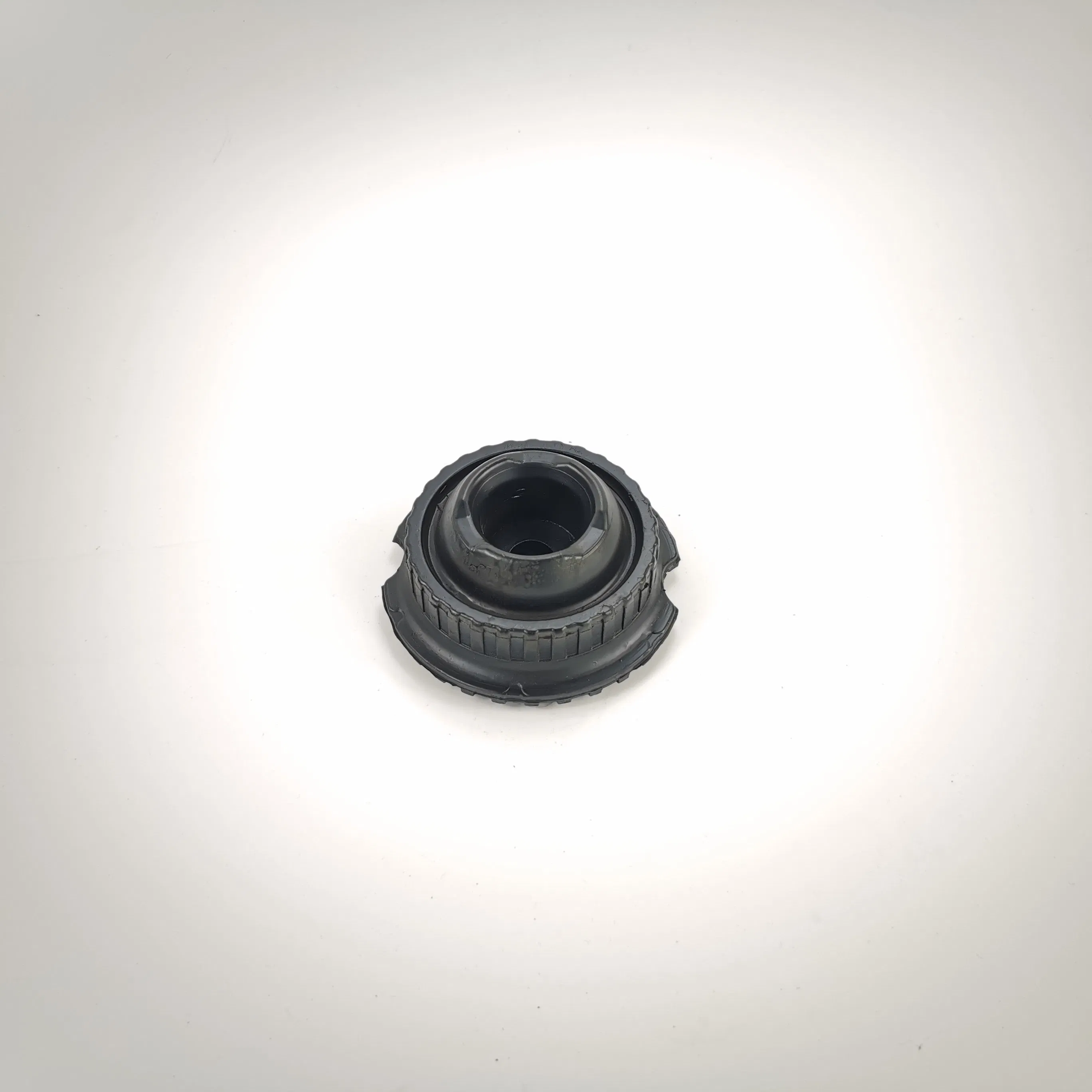 Rubber Shock Absorber Strut Mounting for Audi (901942 811412323CS)