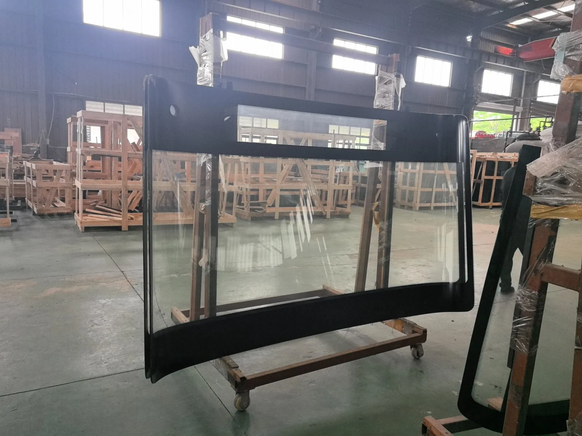 Clear Safety High Density Glass for Cab Front Window of Commercial Bus