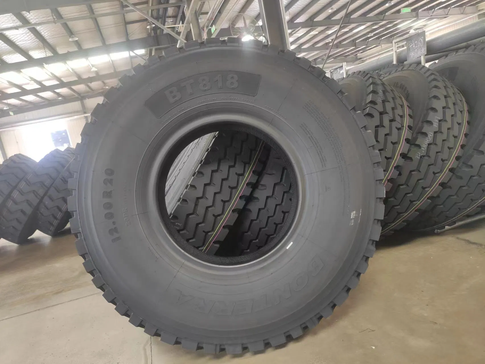 Old Zagzig Truck Tyre 10.00r20 12.00r20 315/80r22.5 Bonterra Brand TBR