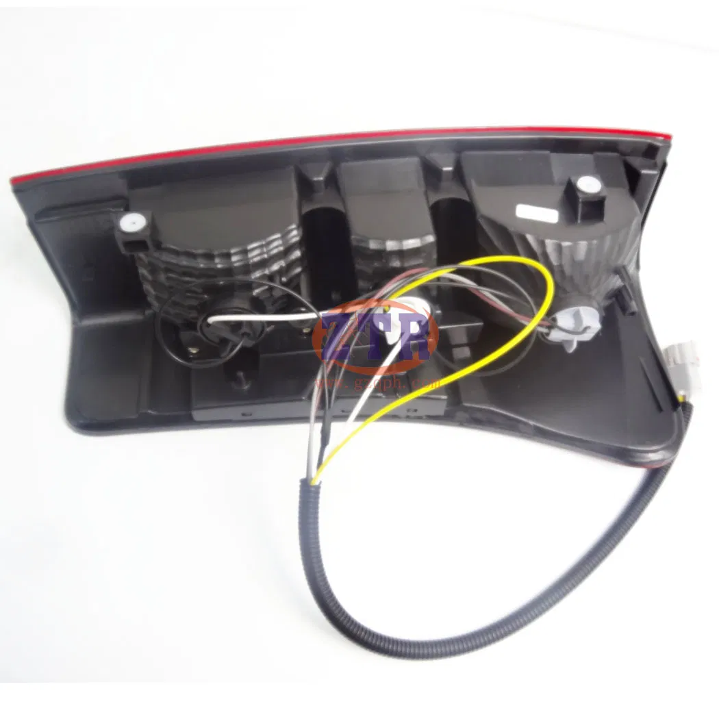 Auto Parts Rear Tail Light for Isuzu D-Max 2012 8-98012969-G