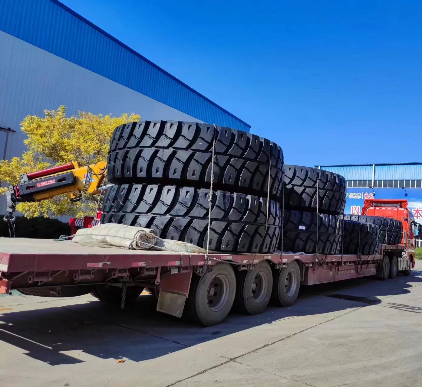 Radial Tire Industry Agriculture E4/L4 Grader Loader Grade off The Road All Steel Tire Radial OTR Tyre 35/65r33 26.5r25 29.5r25 29.5r29 High Quality