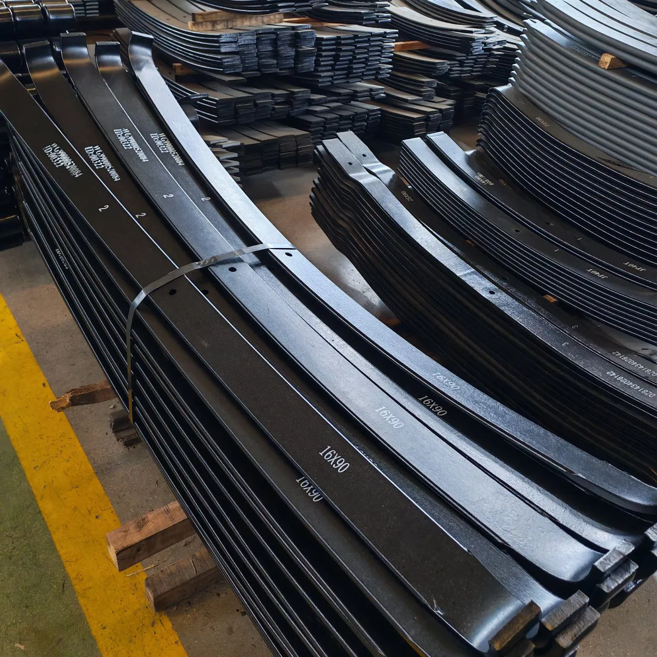 Special Heavy Truck Vehicle Chassis Suspension System High Strength Leaf Spring