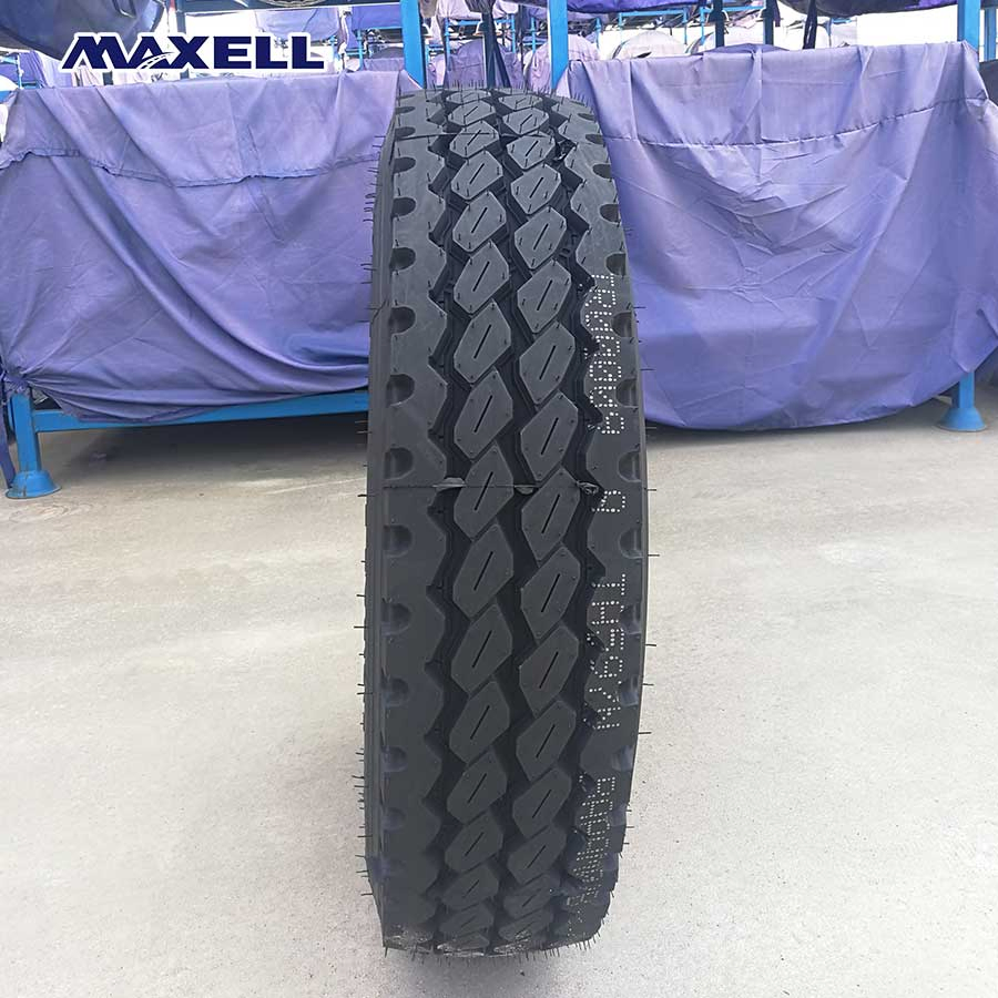 Maxell Ma32 9.00r20 Big Block Pattren Truck Tyre for Mix