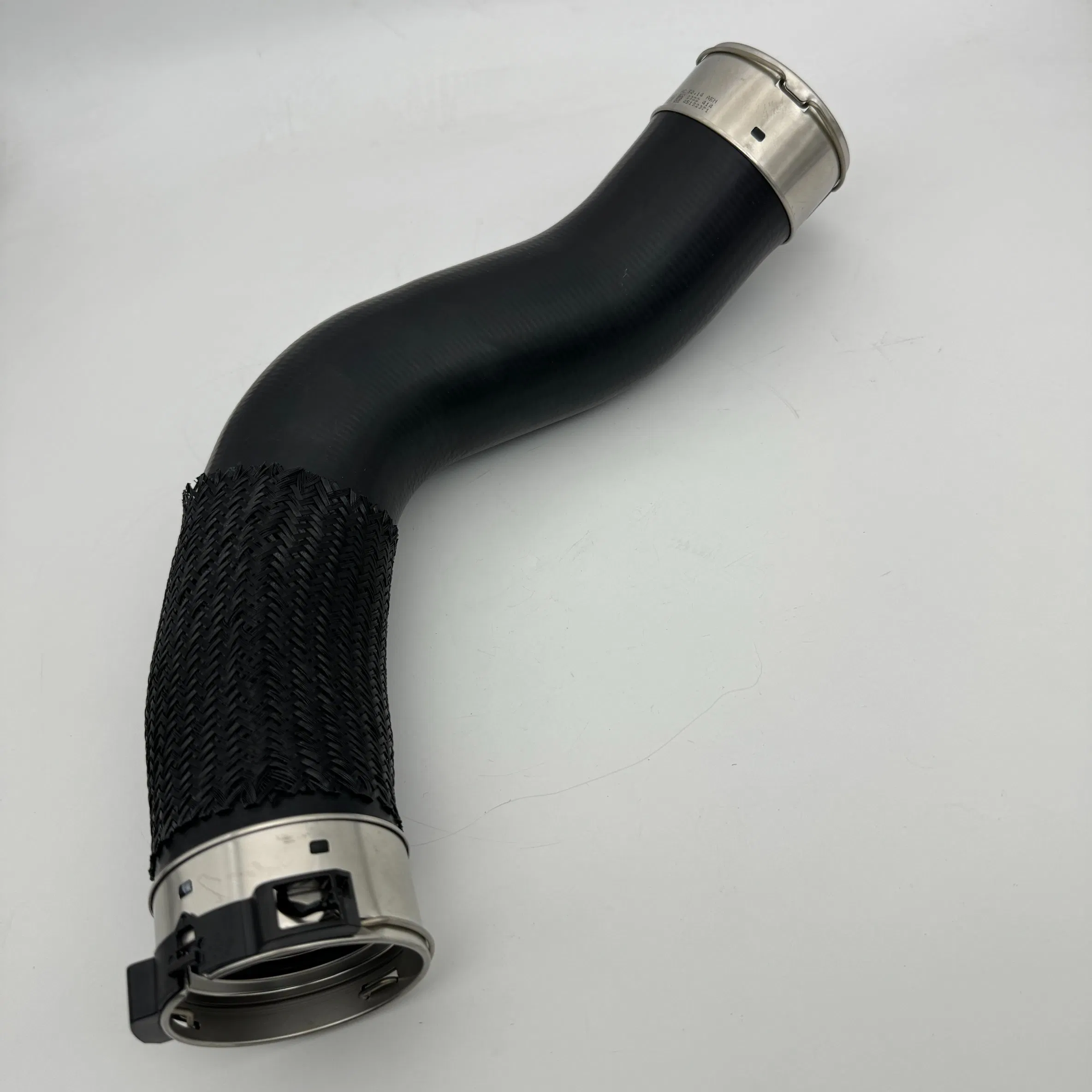 Воздушный патрубок интеркулера 14463-4KV2A