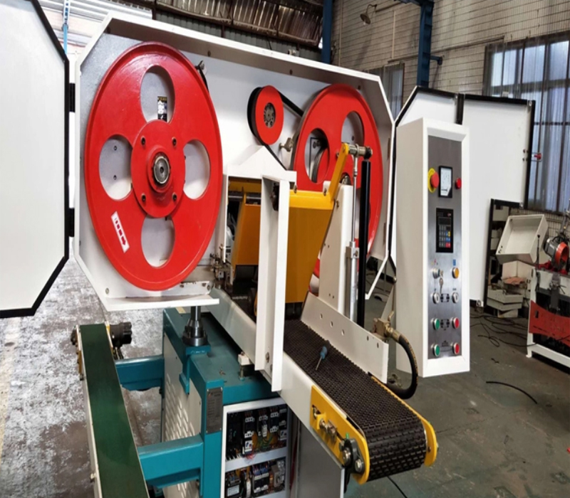 Industrial Wood Cutting Band Saw Fast Heavy Duty 400mm Width Horizontal Band Saw Machine