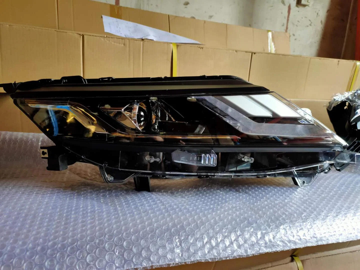 High Quality ABS Plastic Car Headlamp Front Light for Mitsubishi Triton L200 2019-2021