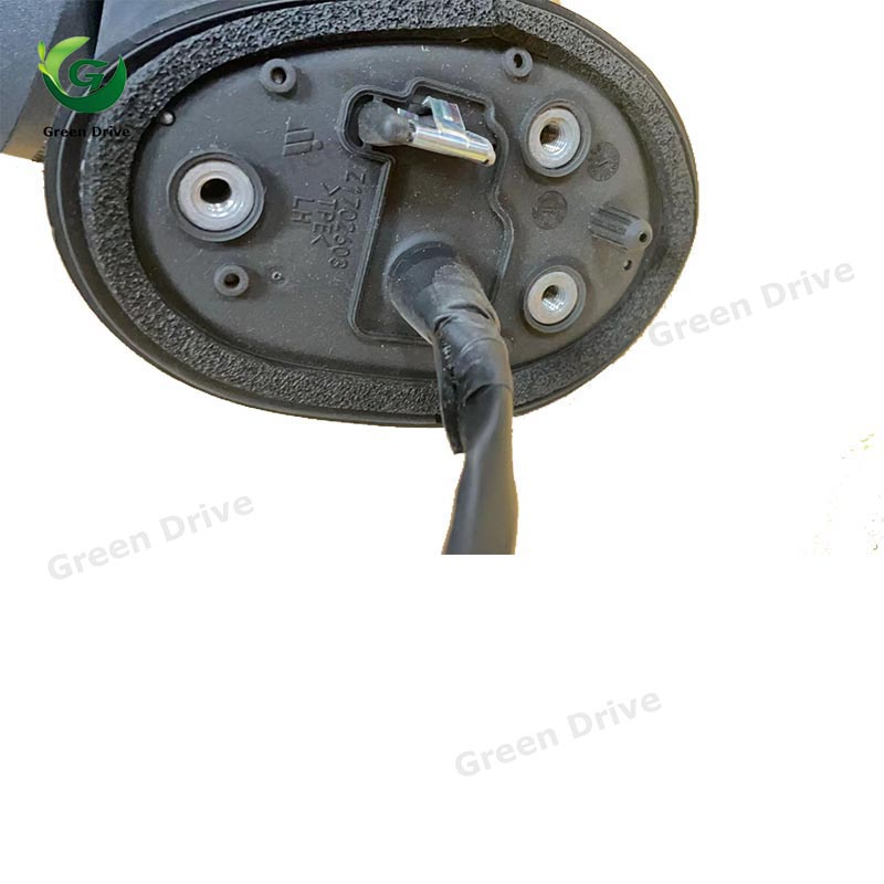 Левое боковое зеркало с камерой, светом и складыванием