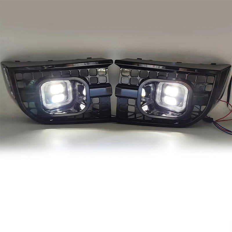 Квадратные противотуманные фары для Land Rover Defender