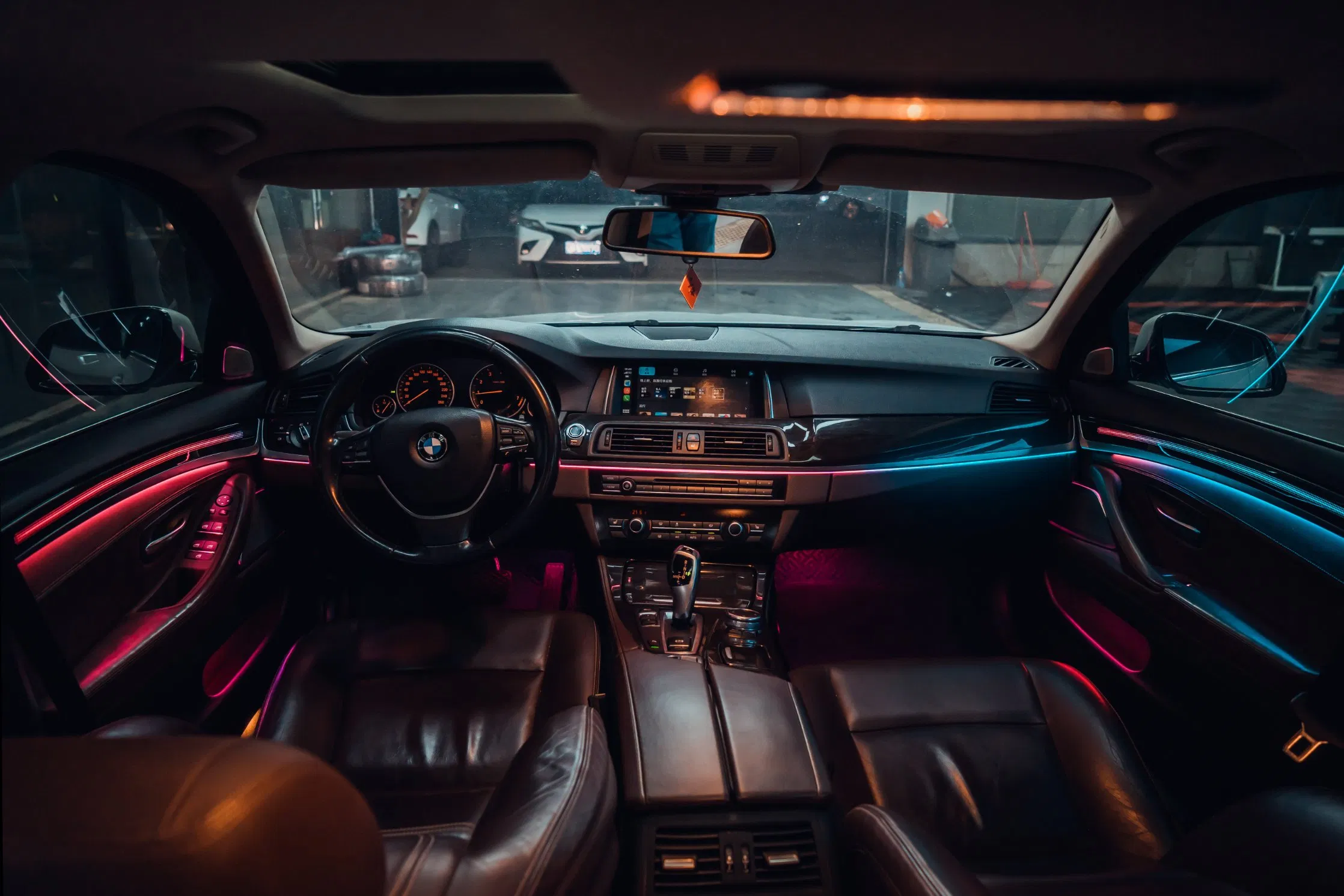 3D LED лампа-логотип для авто, 64 цвета