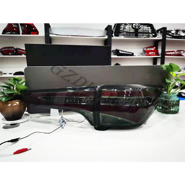 Gzdl4wd Car Parts LED Light Rear Tail Lights for Toyota Fortuner 2016-2019 Tail Lamp