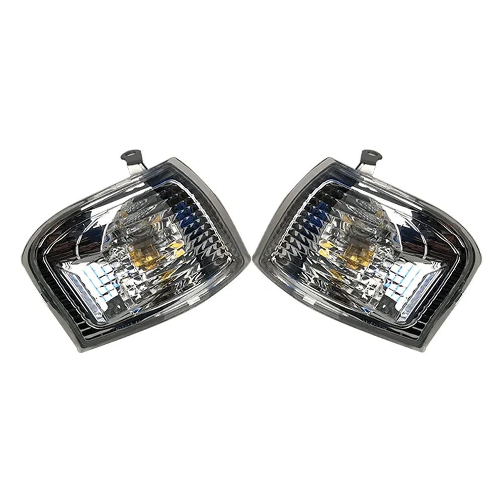 Передний поворотник Toyota Sprinter Carib 1999