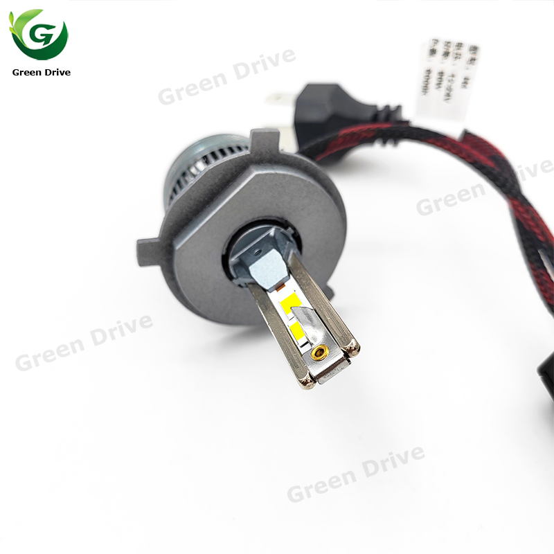 Светодиодные лампы H4 90W 6000K для авто