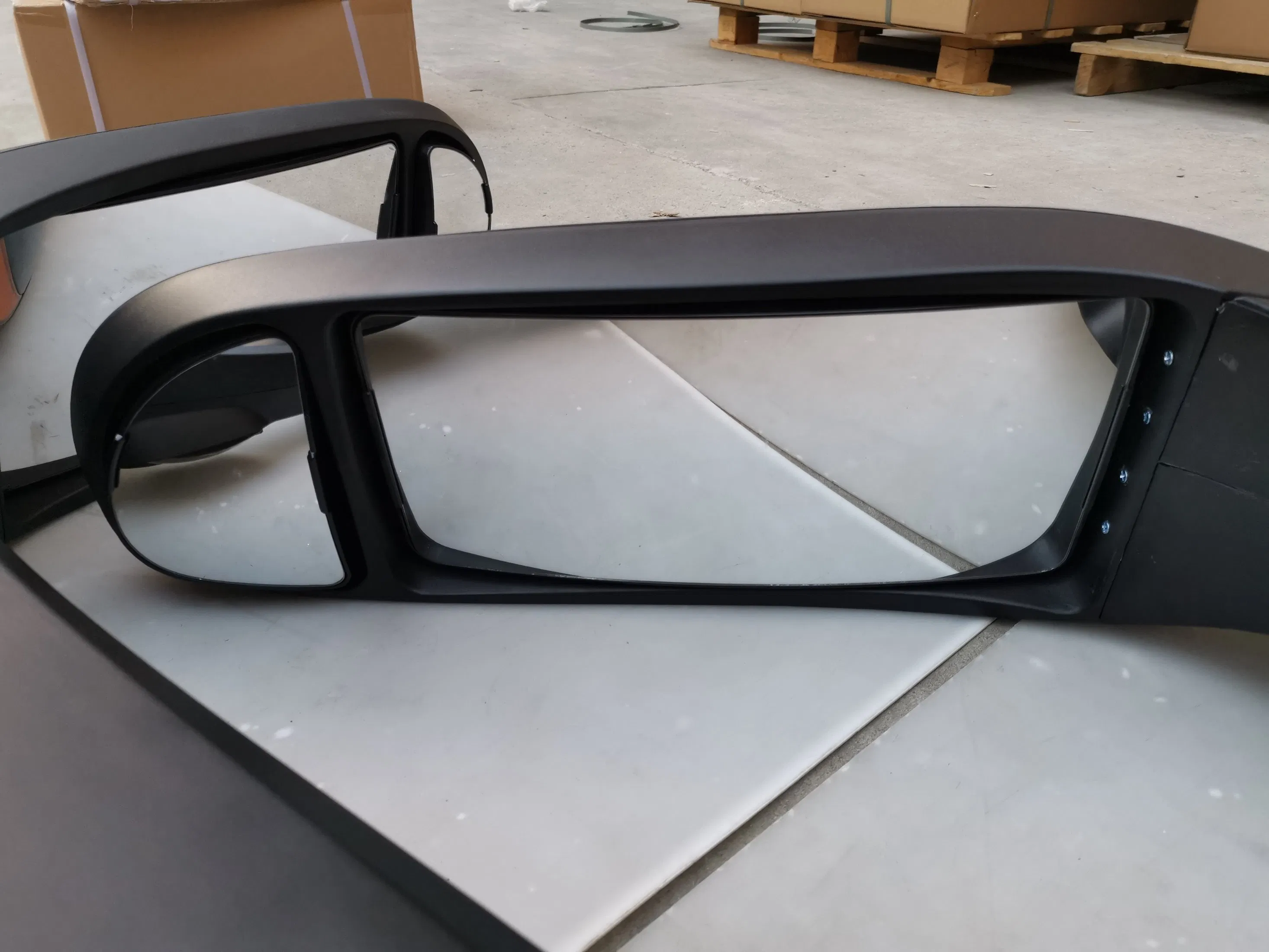 Auto Accessories Bus Body Spare Parts Side Rear View Bus Mirror Laksana