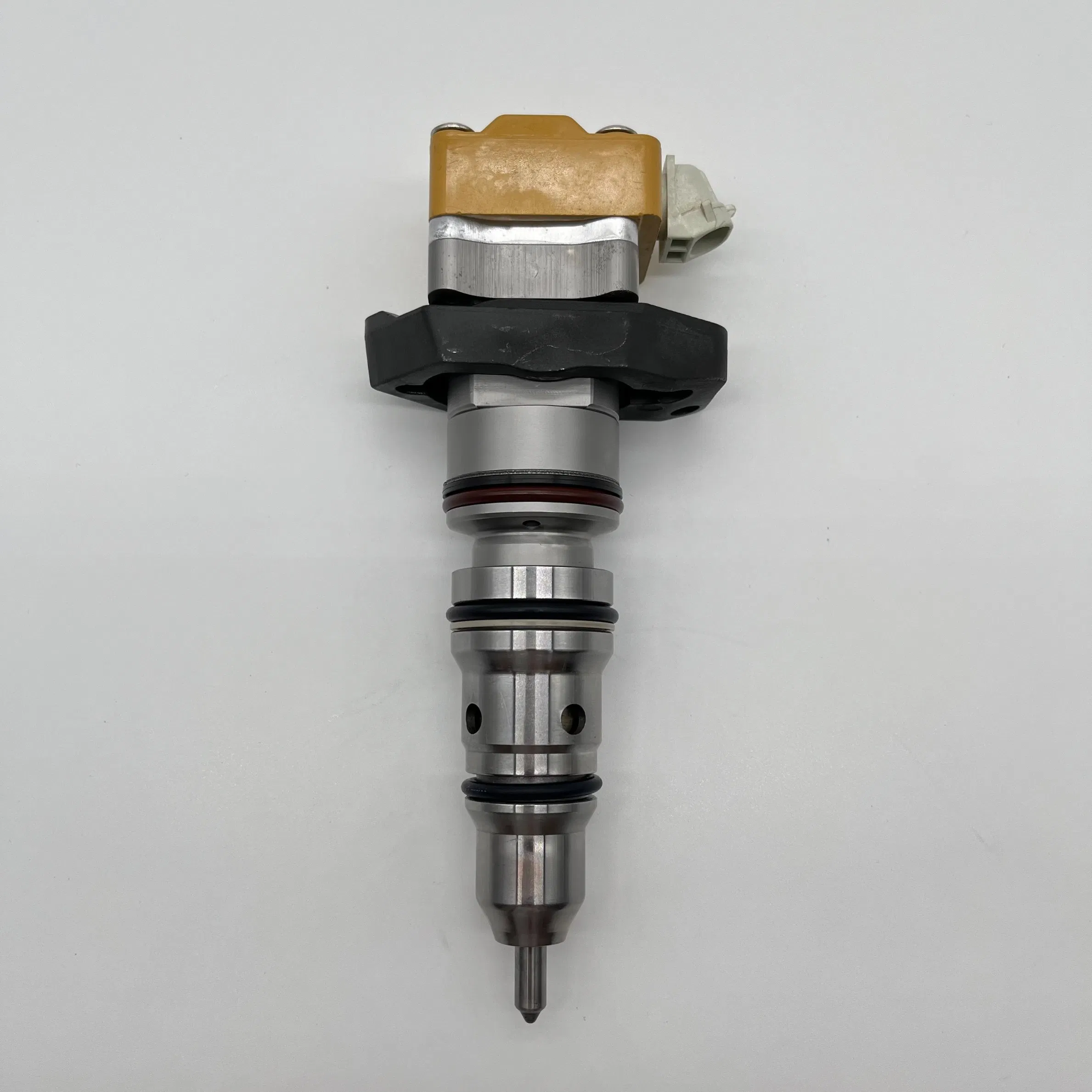 Diesel Common Rail Fuel Injector 1824931c94 Is Suitable for Caterpillar 3116 Perkins Series Engine