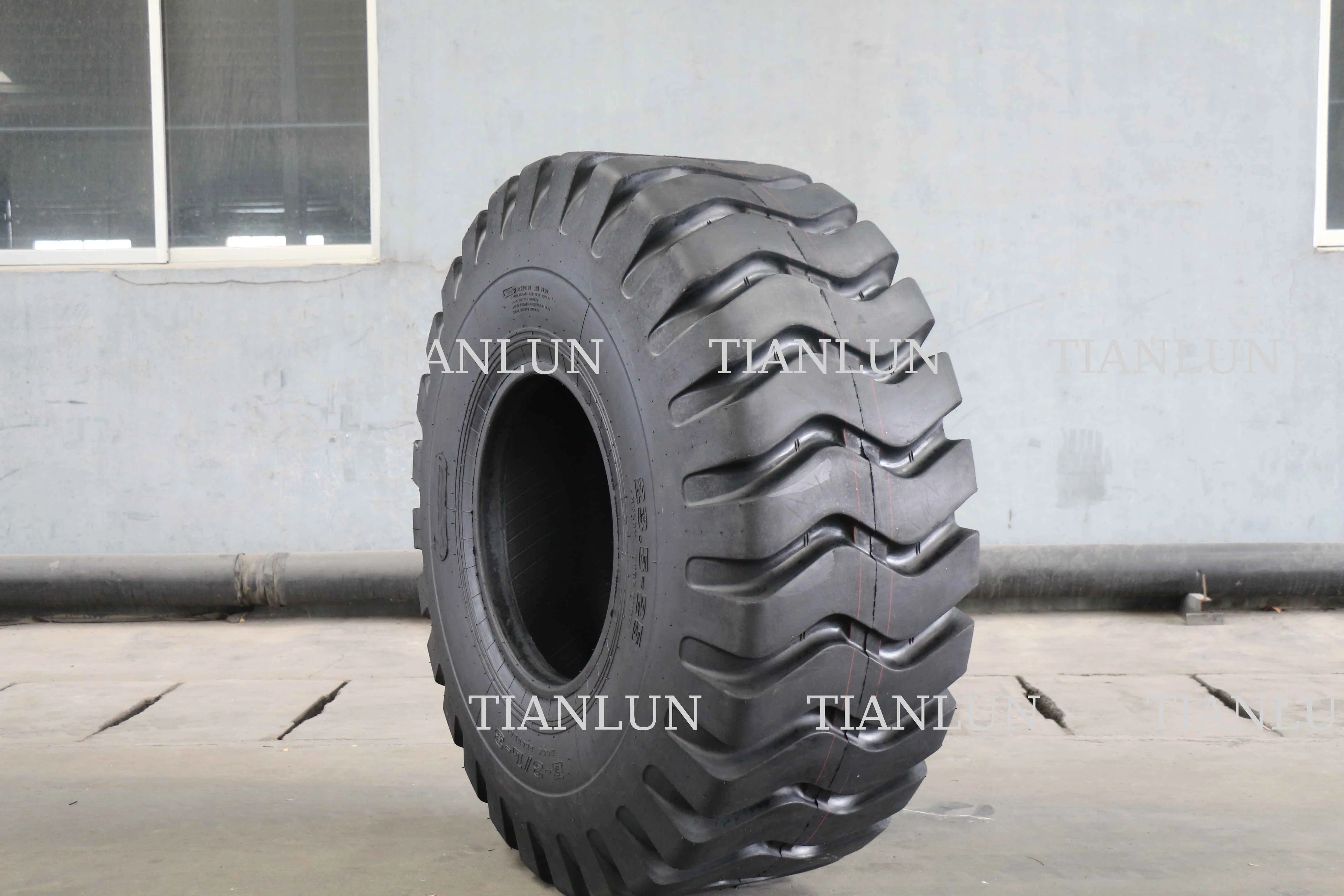 E3/L3 Mining Trailer Dump Truck Grader Dozer Earthmover Scraper Tractor Backhoe Reach Stacker Lift Port Loader OTR Tire / OTR Tyre (23.5-25)