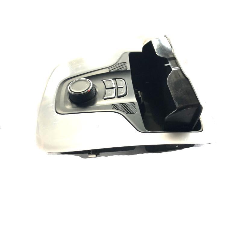 Плафон салонный Chery Tiggo 4/5/7