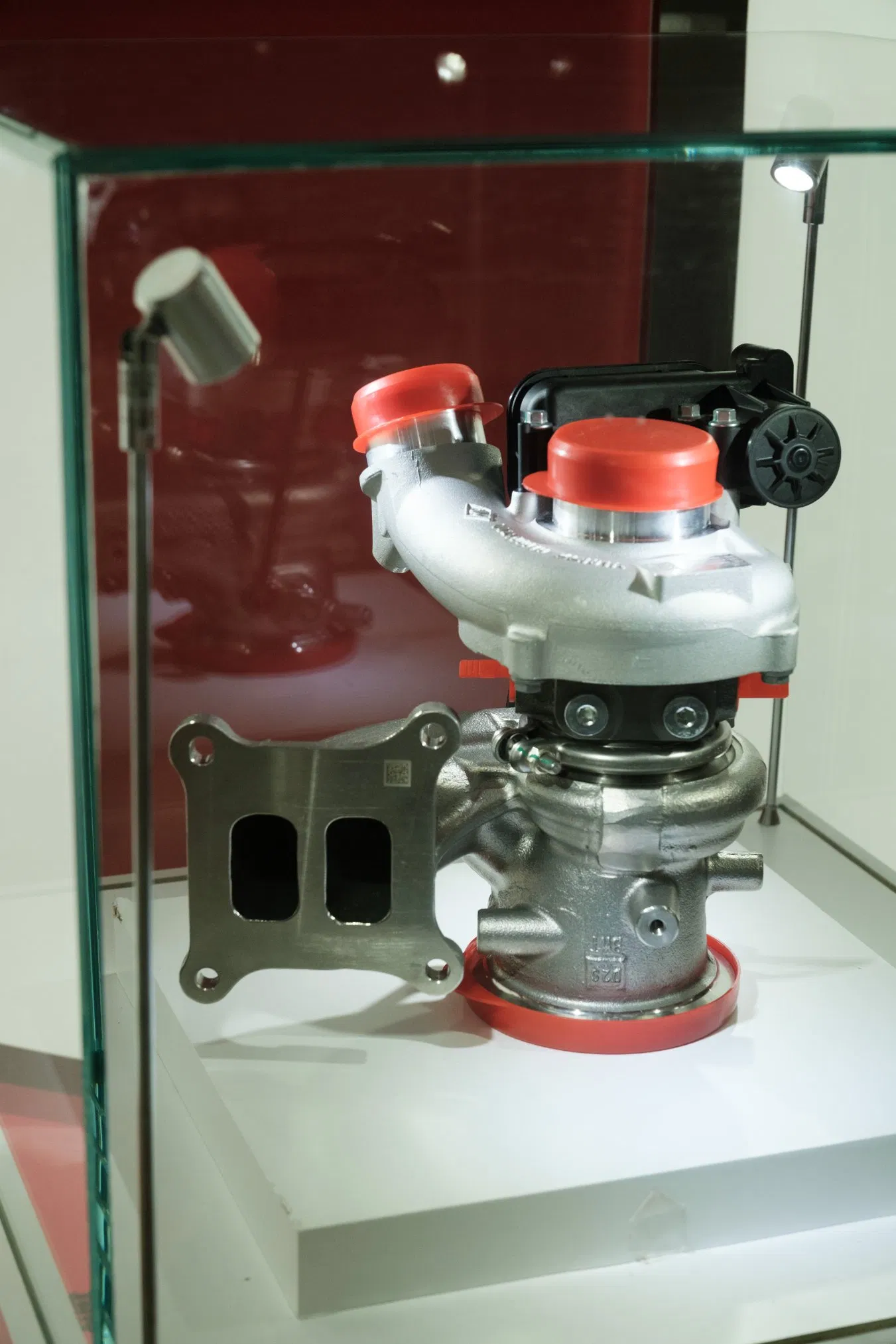 Турбокомпрессор для строительной техники и экскаваторов