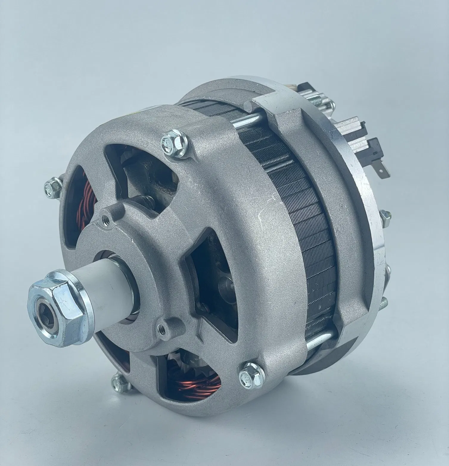 Генератор 0118 2105 для двигателя Deutz 1011, 2011