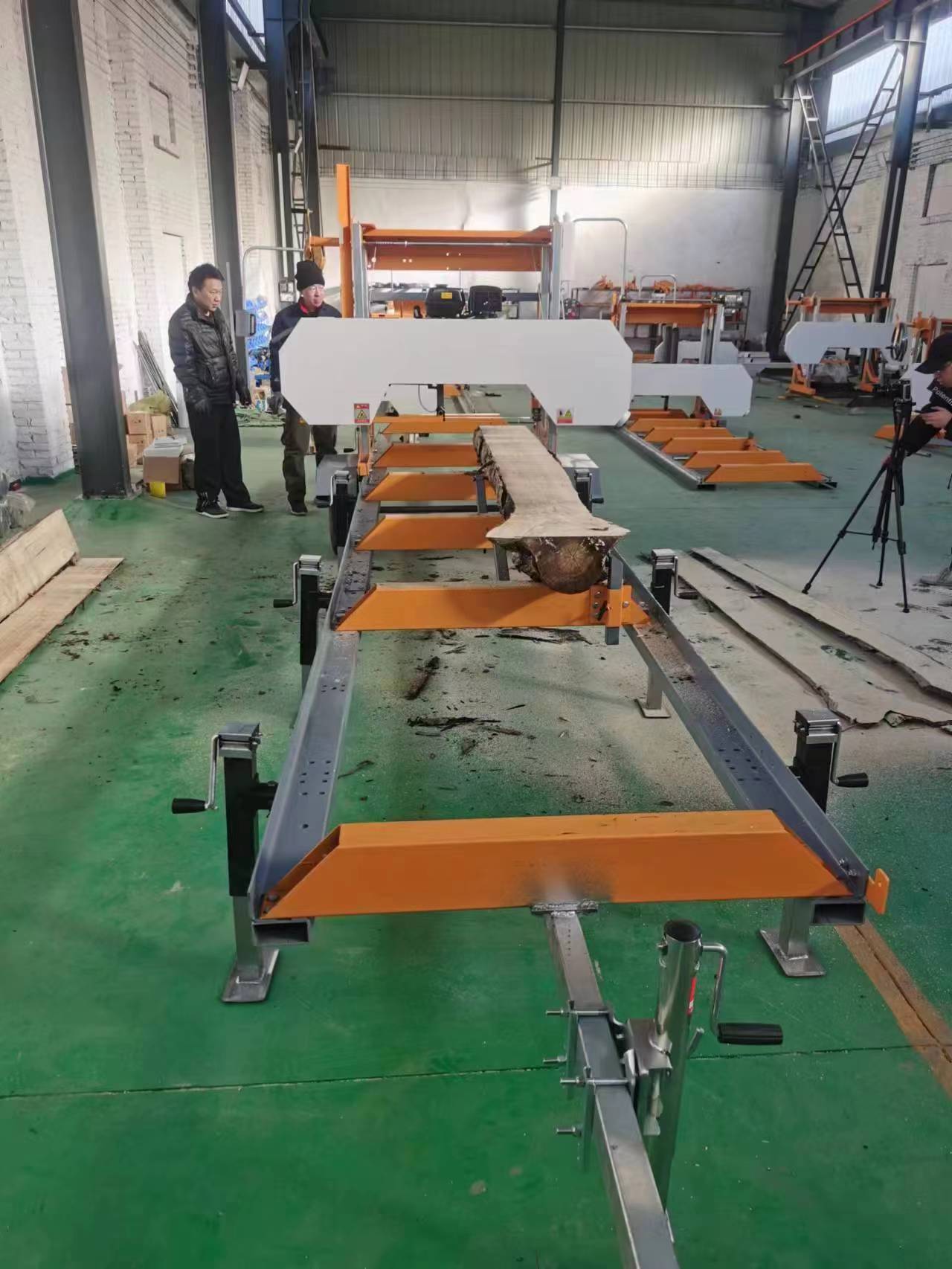 630 mm Horizontal Band Saw for Log Cutting