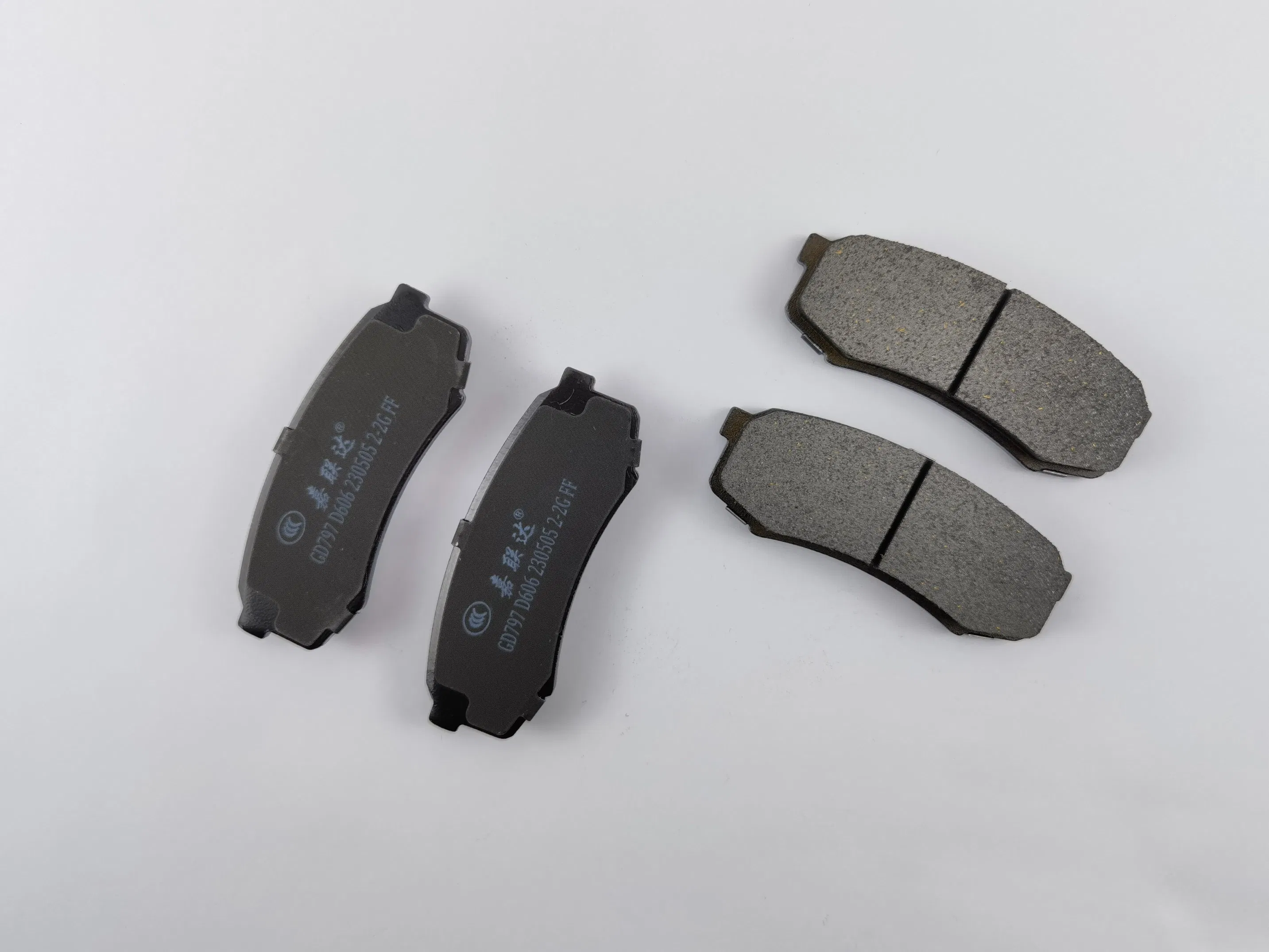 Тормозные колодки дисковые полуметаллические для Toyota Land Cruiser Prado