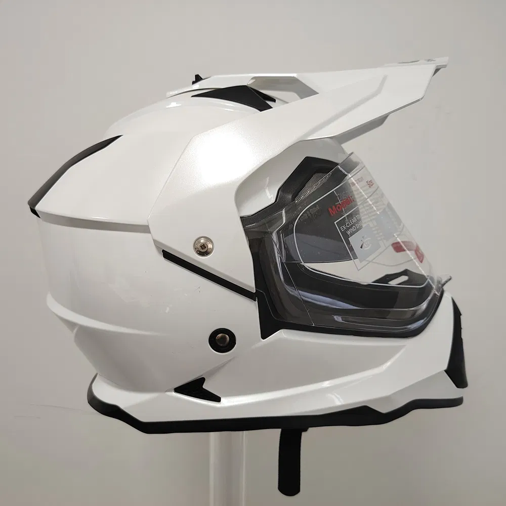 Мотошлем кроссовый с двойным козырьком