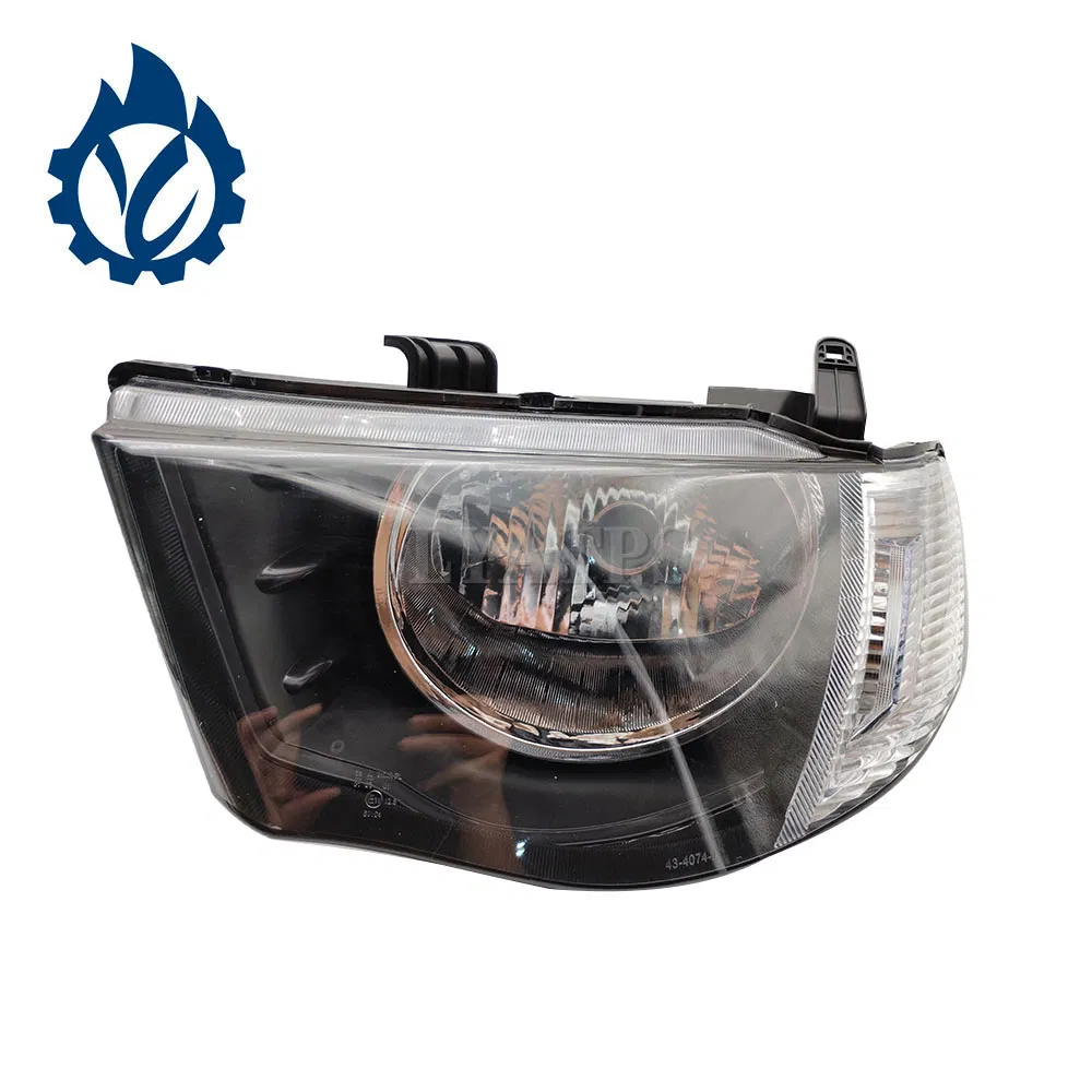 Левая фара для Mitsubishi L200 / Triton 2010-2012
