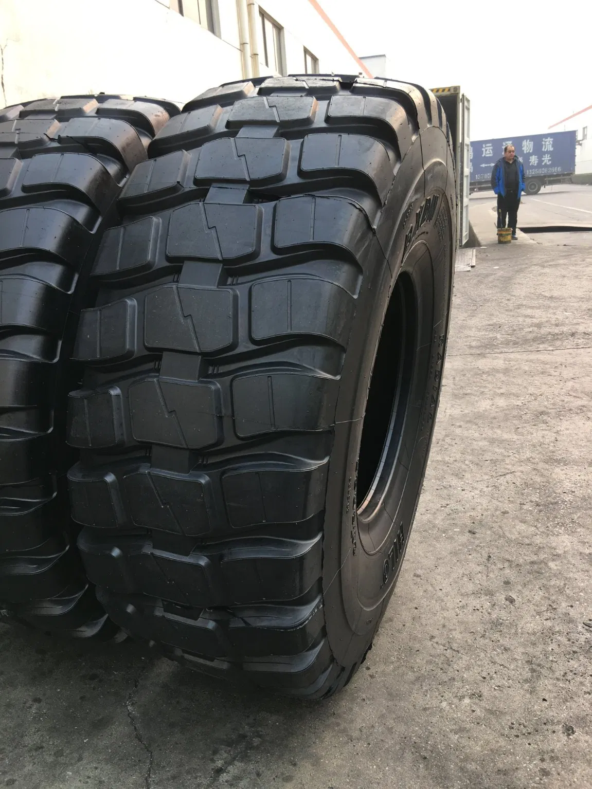 China Products/Suppliers Hilo Brand Top Quality 16.00r25 (445/95R25) Tire Dumper Tire OTR Tire off Road Tire