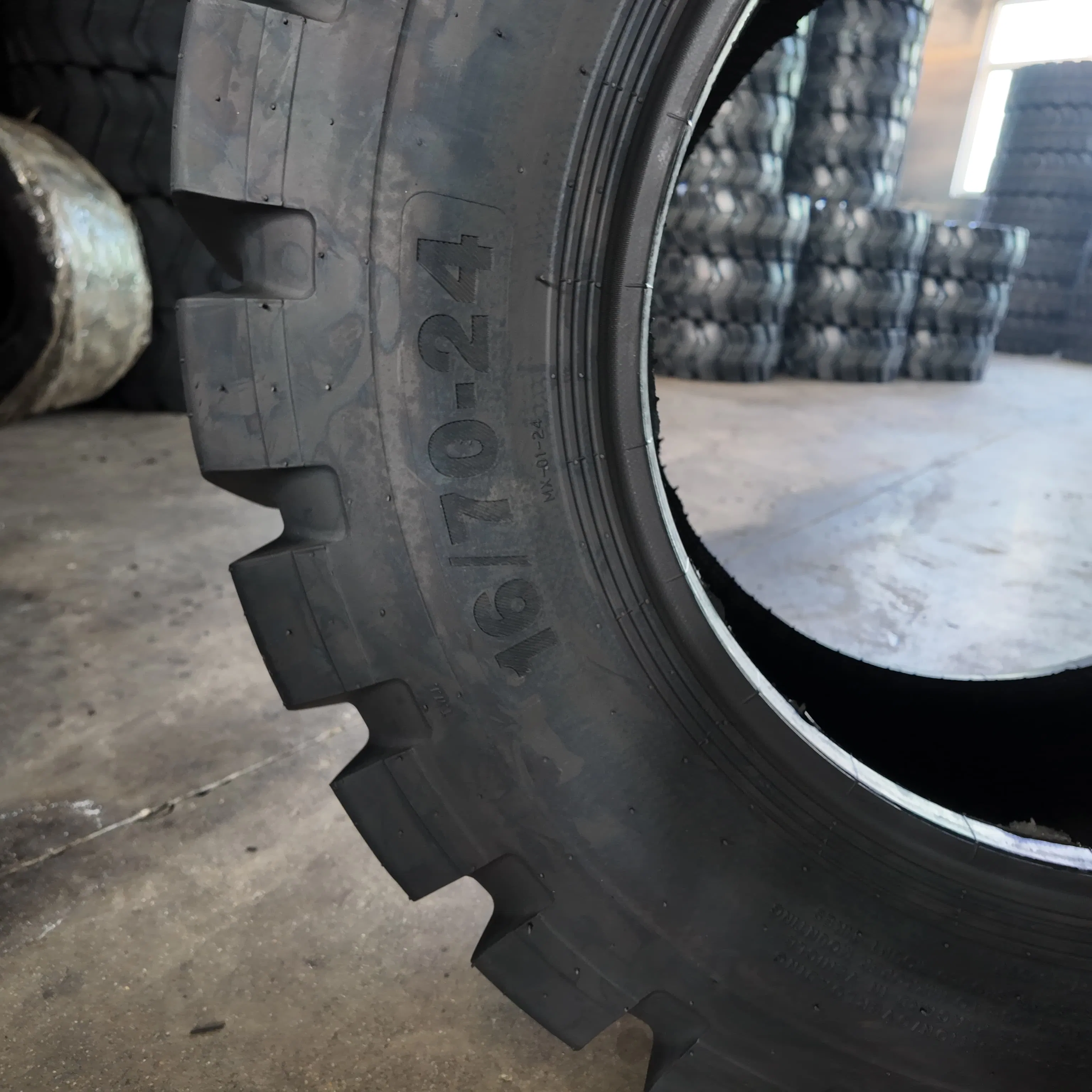 High-Quality BYWELL Radial Tyre 16/70-20-16PR for Distribution