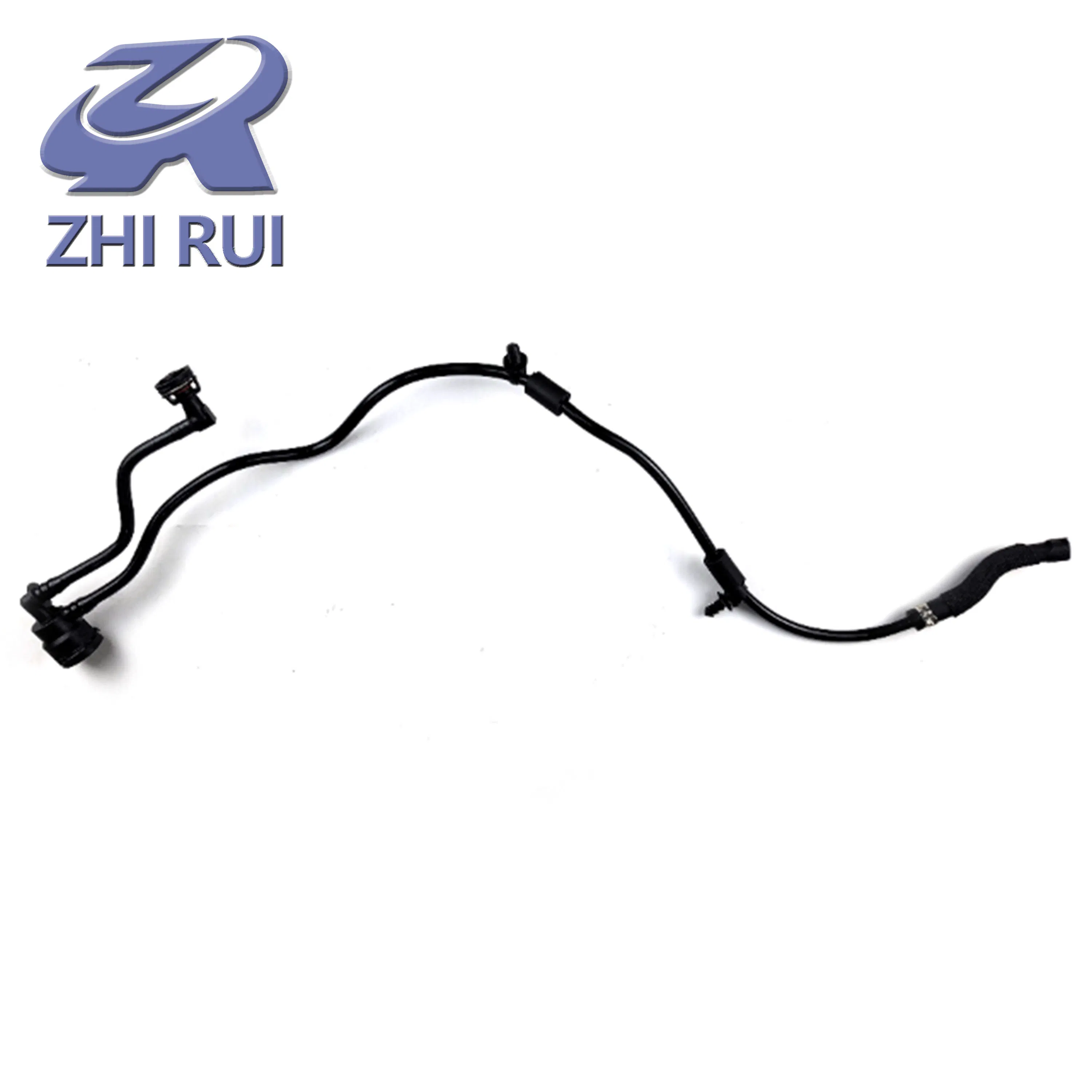 Патрубок системы охлаждения Mercedes-Benz C260L