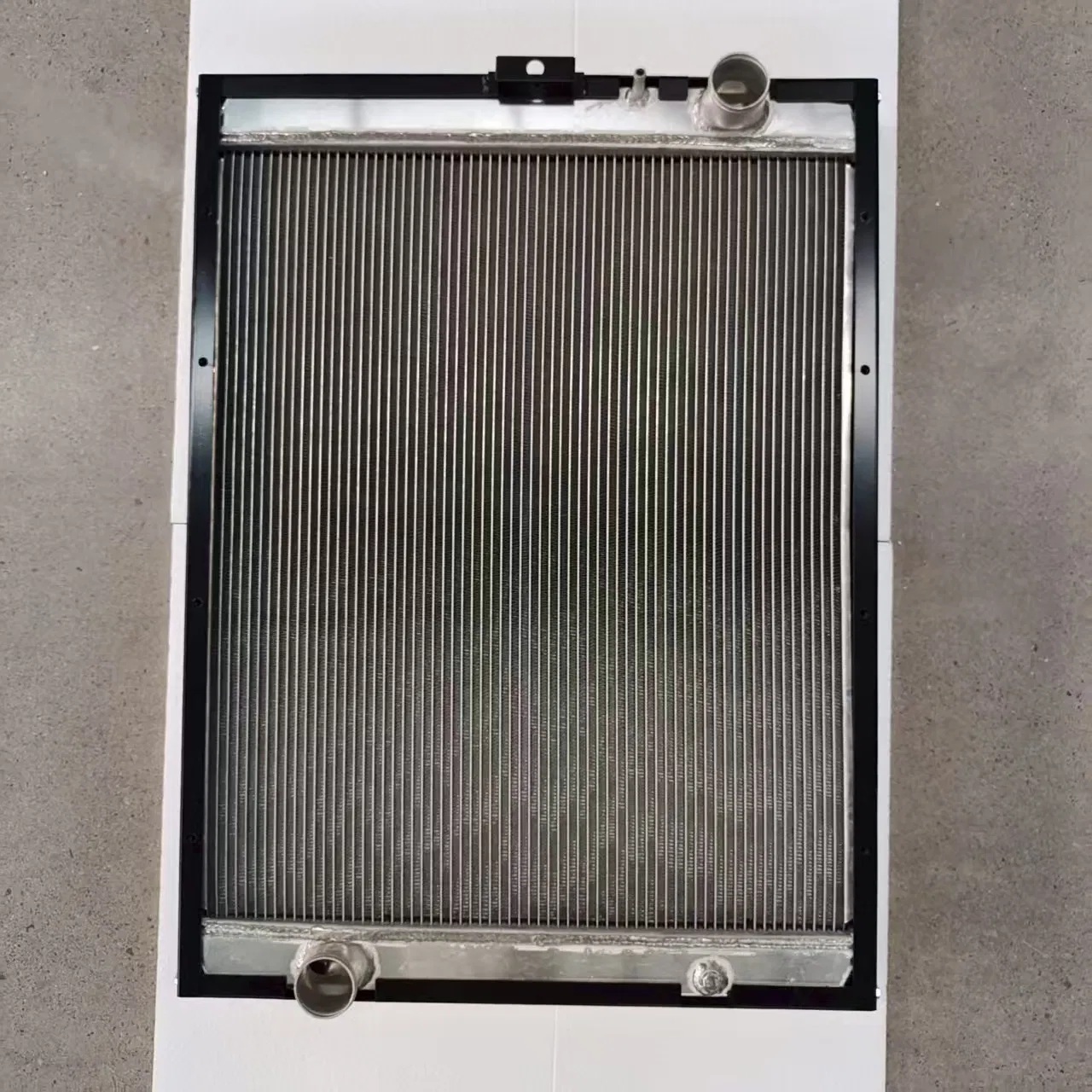 Алюминиевый радиатор для российского грузовика 65115b-1301010-80