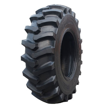 Marcher 30.5L-32 Forestry Skidder Tire, Premium Heavy-Duty for Tough Terrain Logging