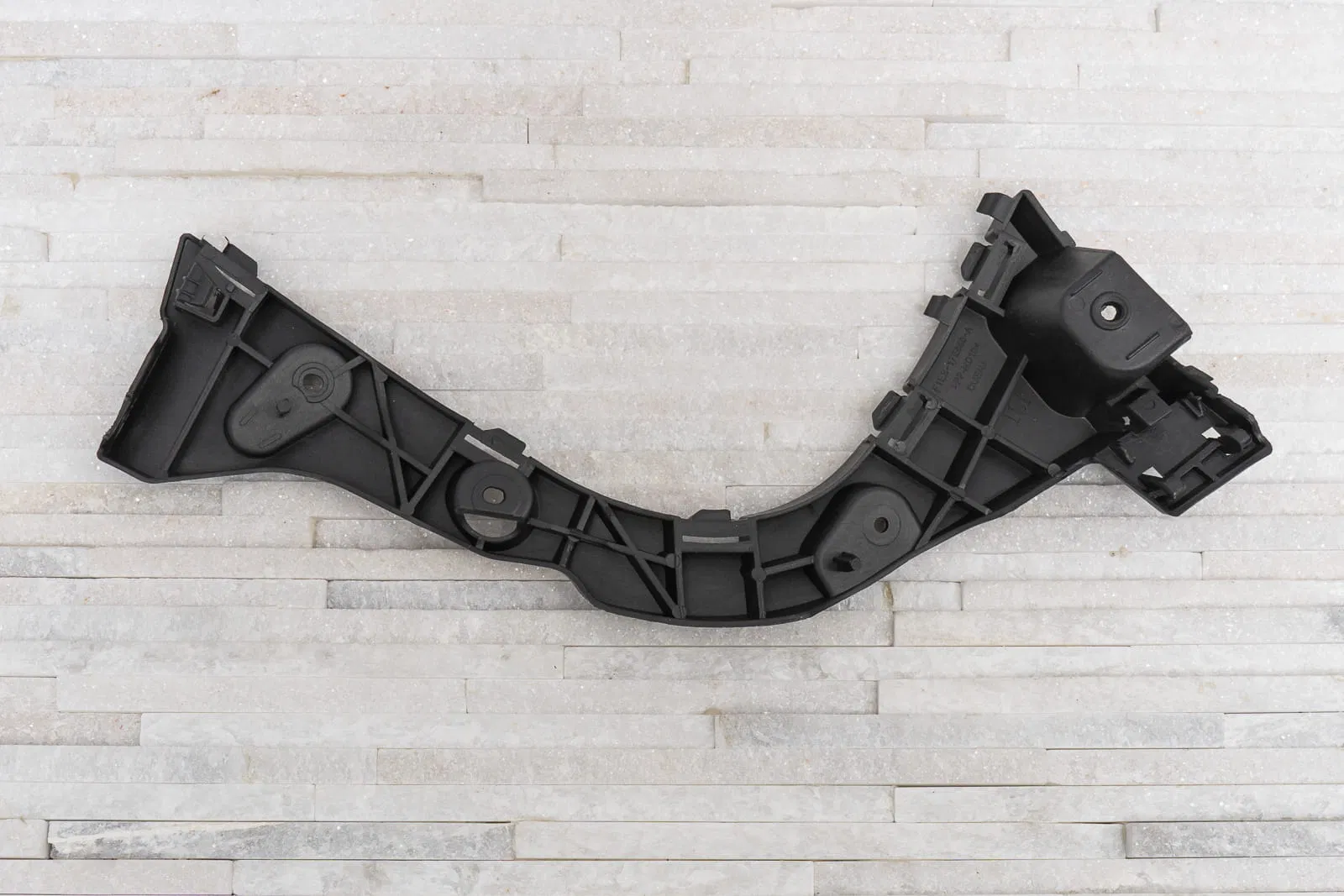 Car Accessories Rear Bumper Side Bracket for Focus15 F1eb17e850fa