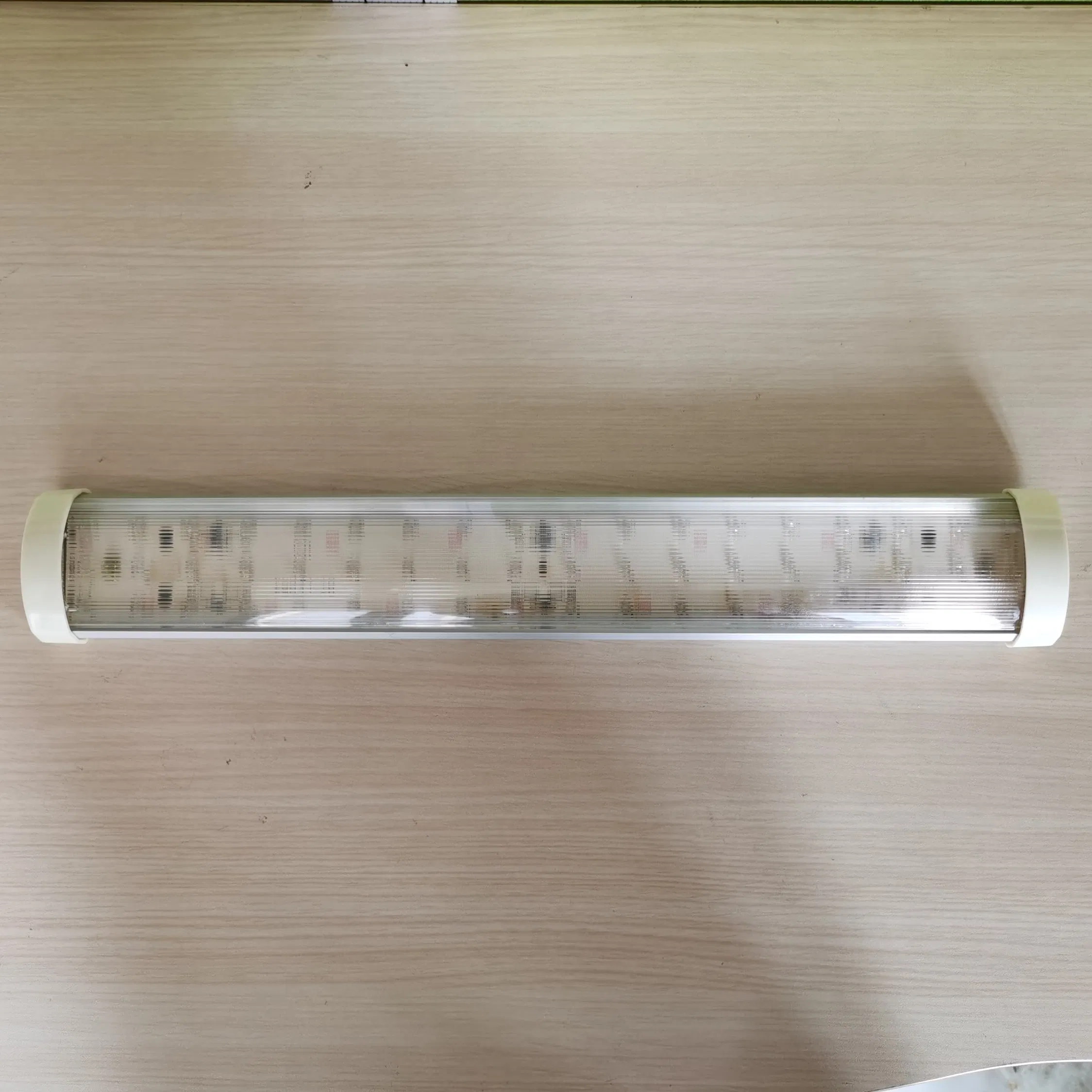 Светодиодный потолочный светильник для салона автобуса, фургона