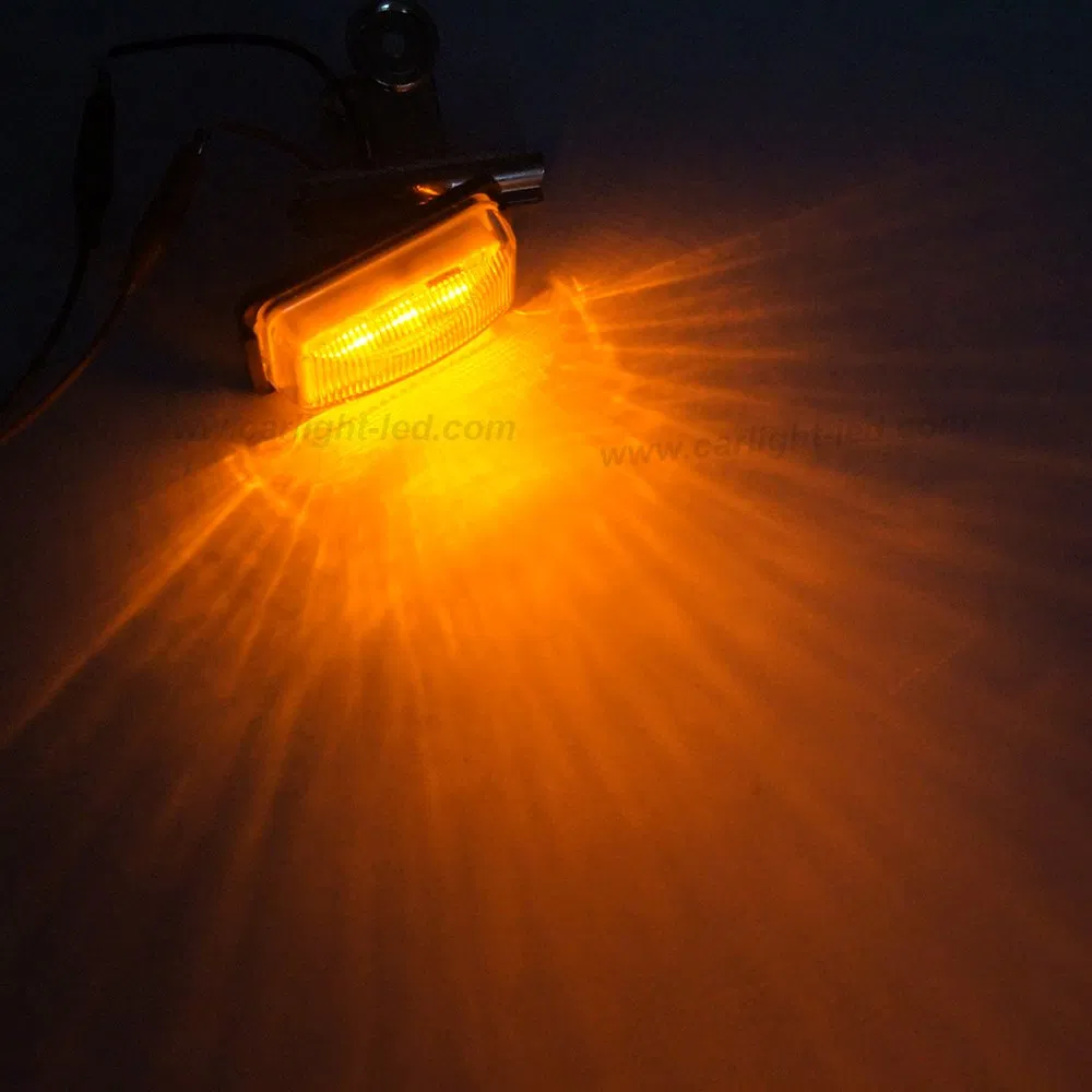 Боковой светодиодный указатель поворота и габаритный фонарь