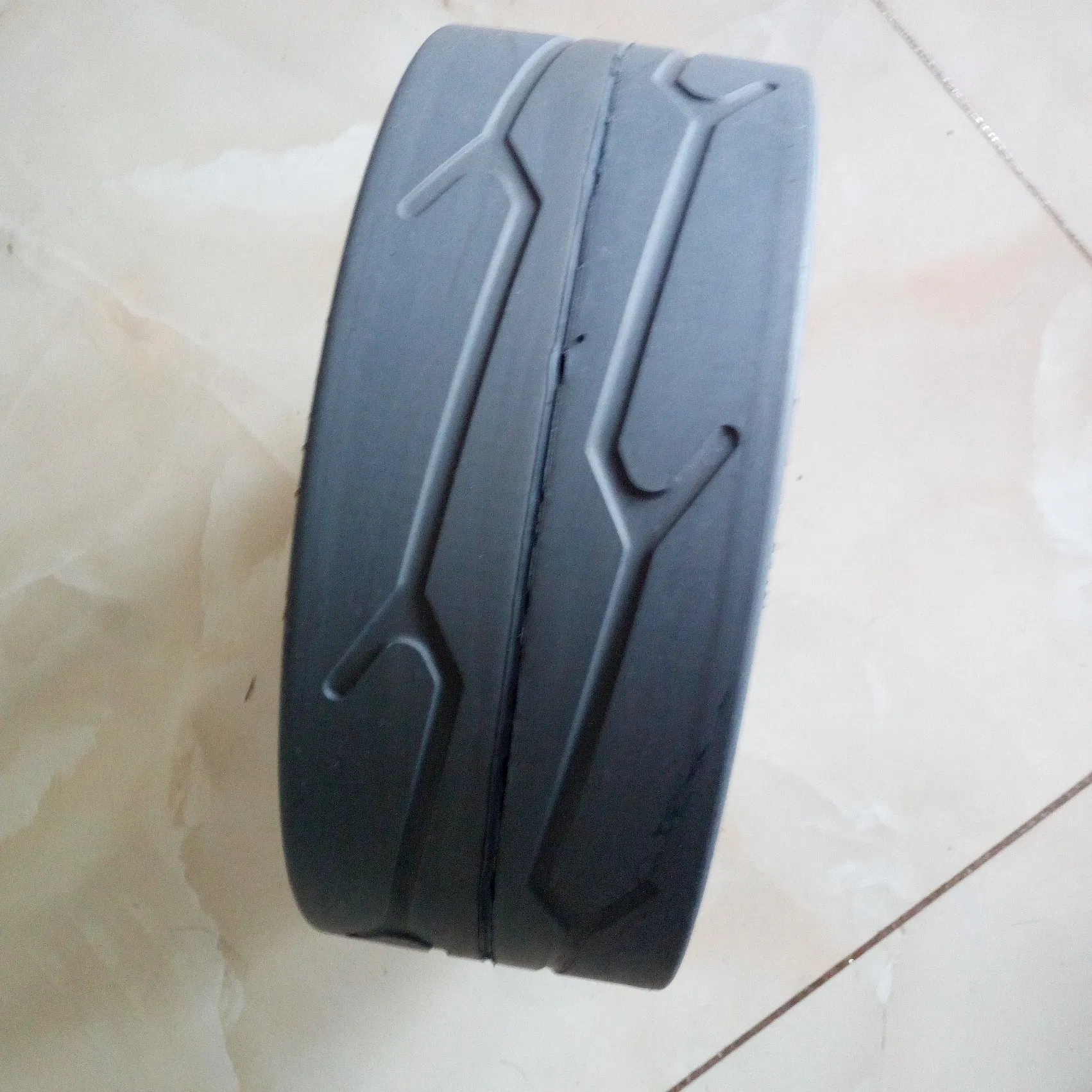 Шины Anygo 12x4.5 для подъемников Genie, Forterex