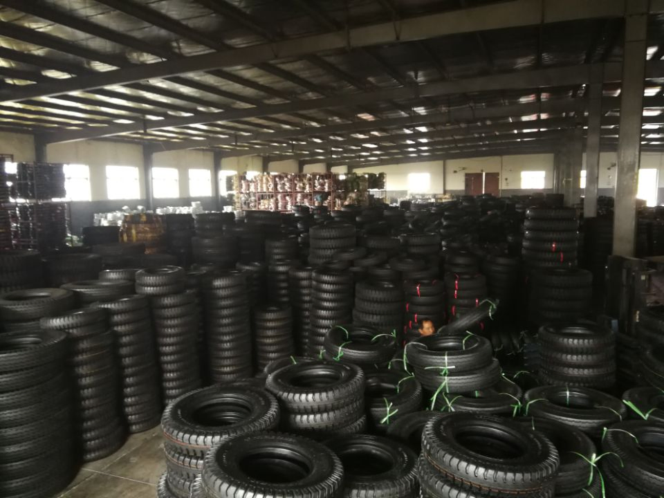 Farm Tyre, Tractor Tyre, Harvester Tyre with 4.50-14