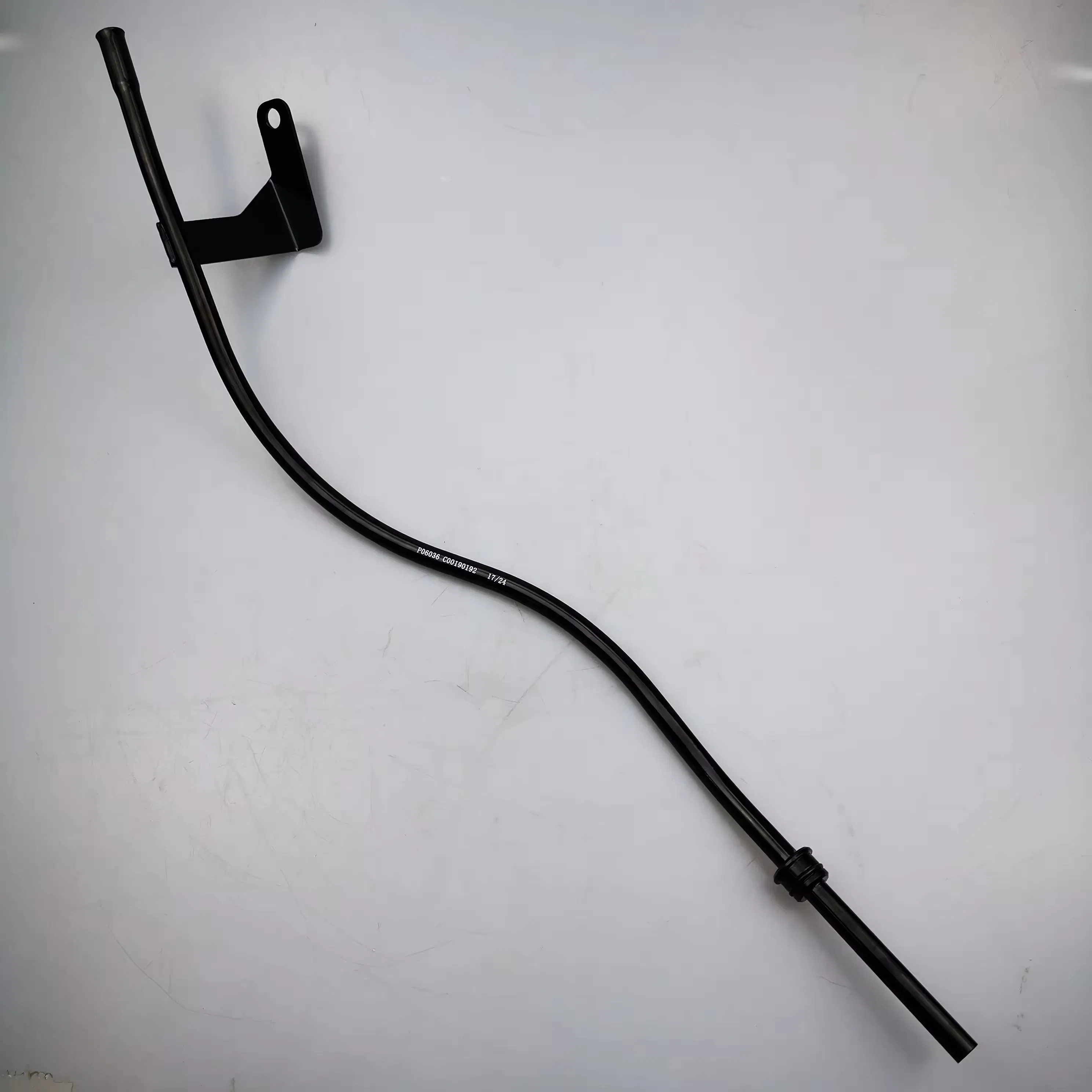 Гибкая стальная трубка щупа уровня масла