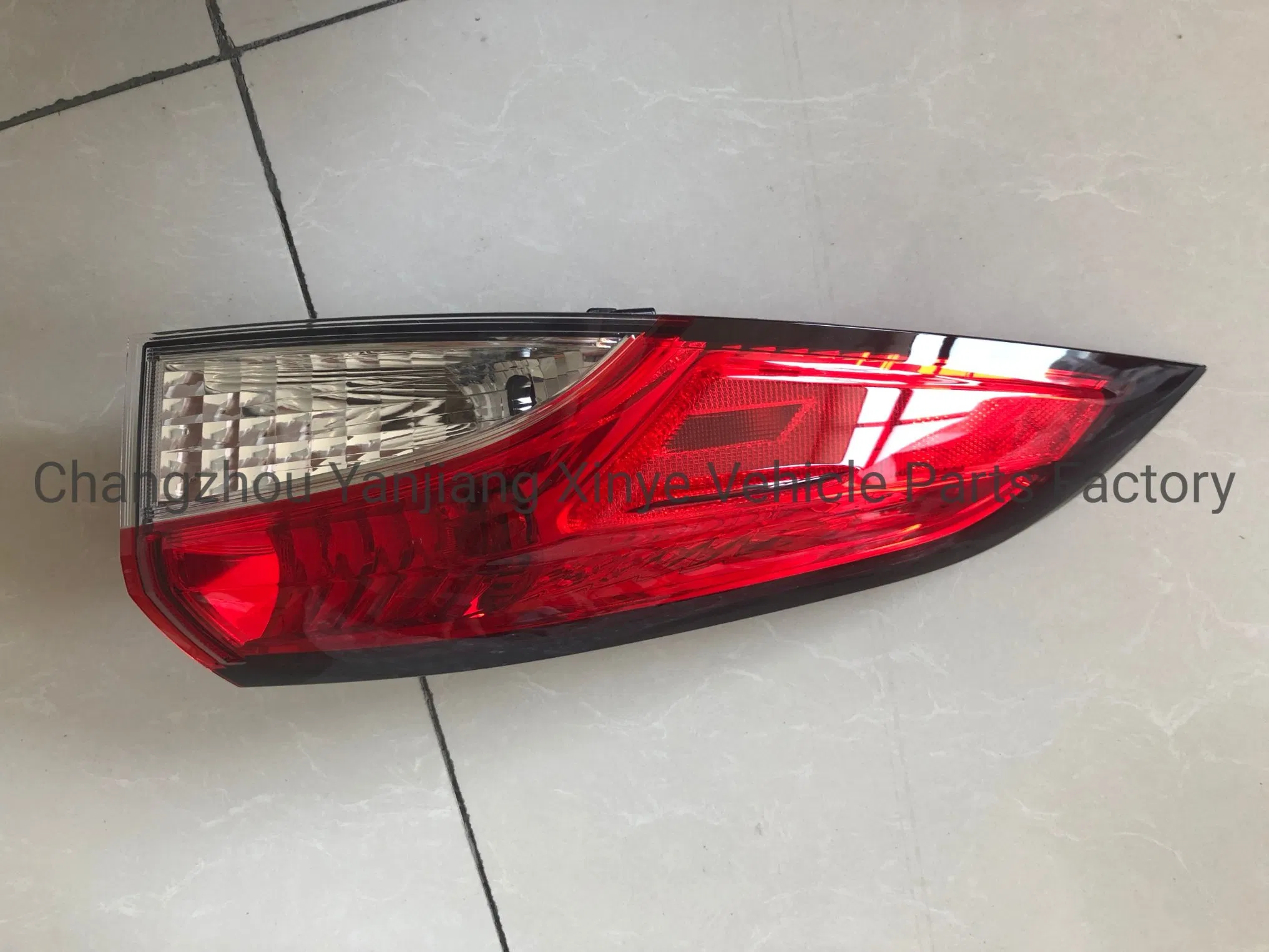 Wholesale Auto Body Part LED Bulb Auto Accessories LED Car Light for Toyota Corolla 2020 USA Se/Xse Tail Light