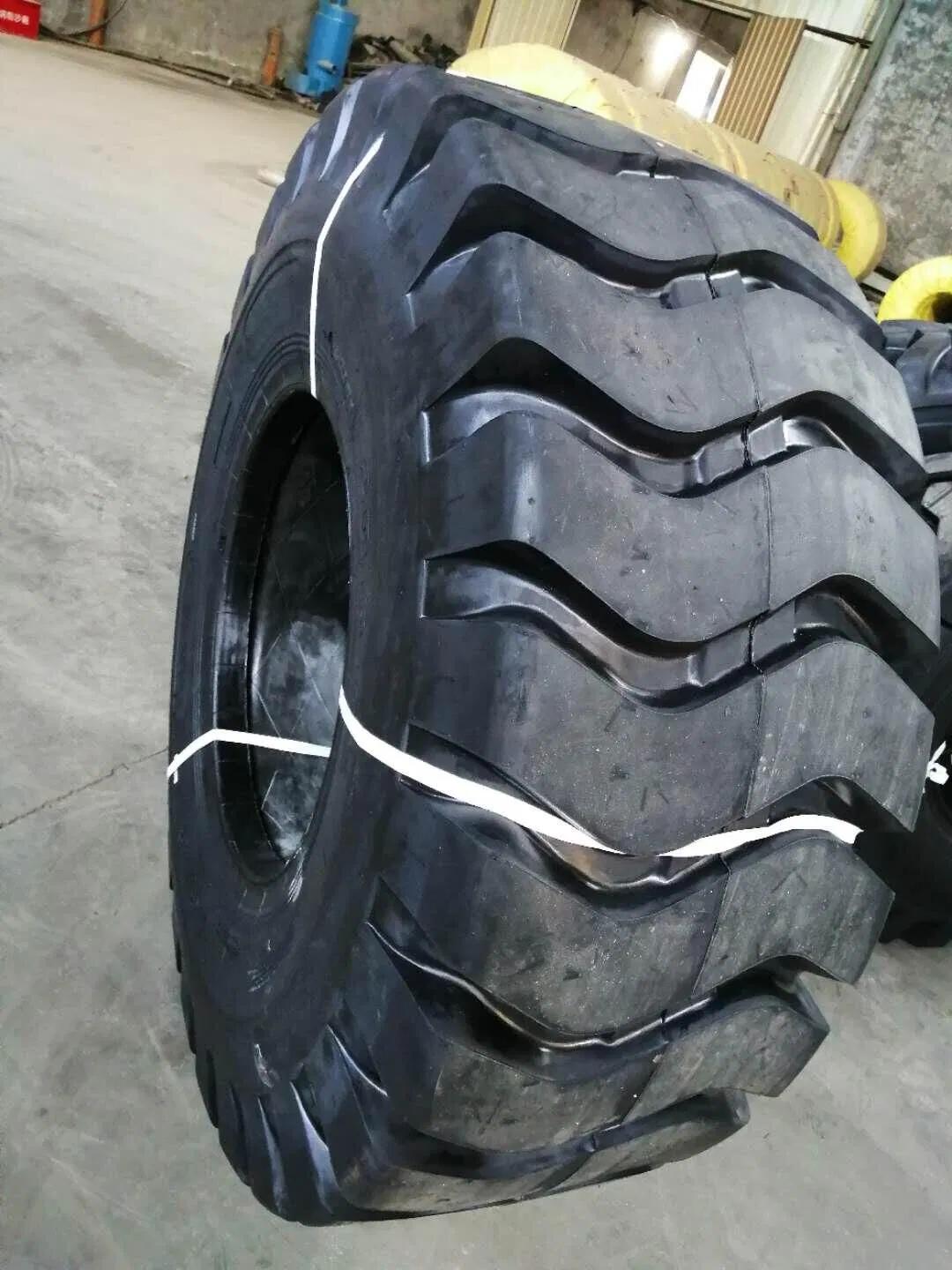 26.5.25 23.5.25 20.5.25 17.5.25 15.5.25 14.00 24 Bias OTR Tires